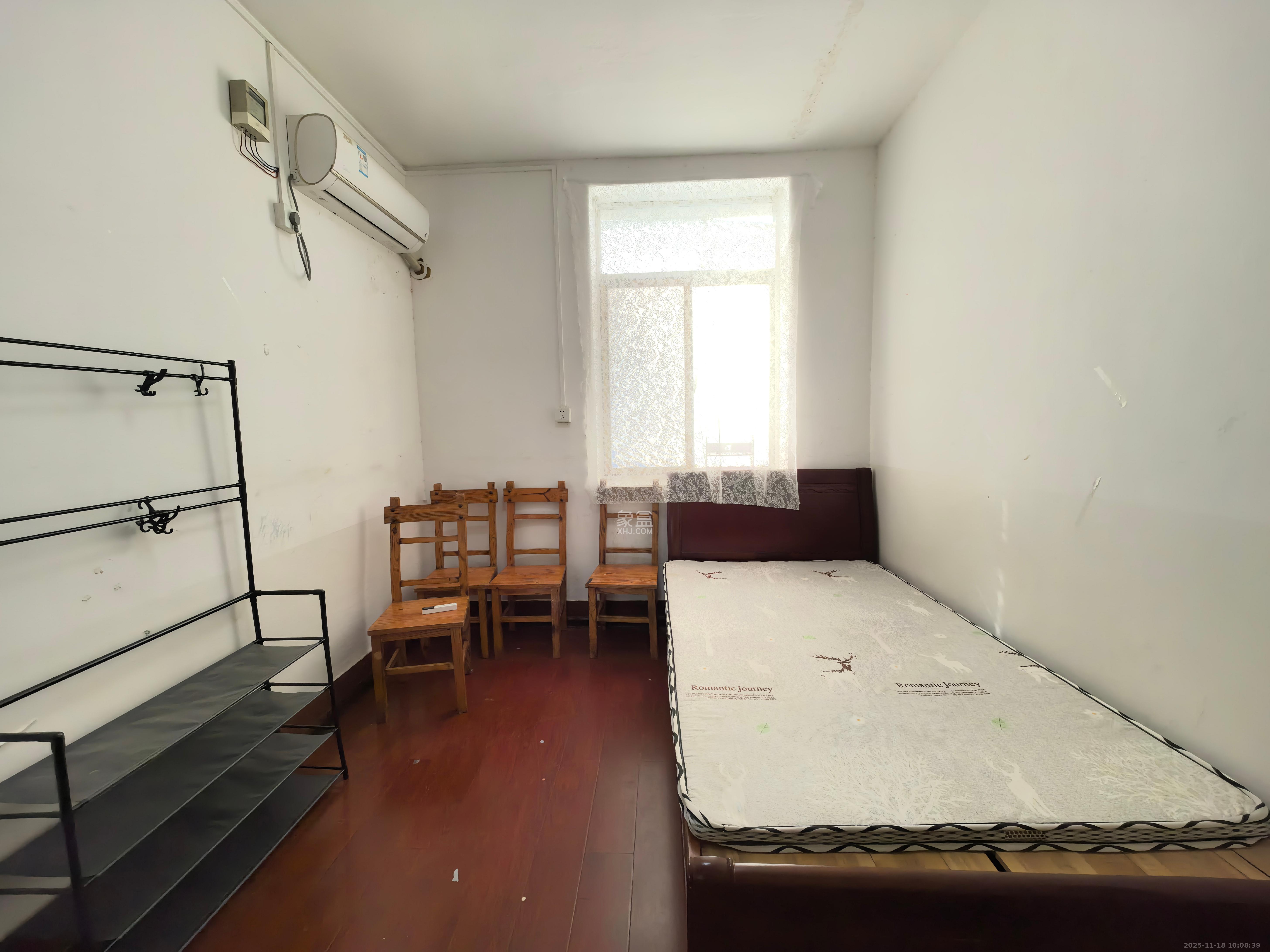 金科园 2室1厅1卫 1300.0元/月 金科园 2室1厅1卫 1300.0元/月室内图