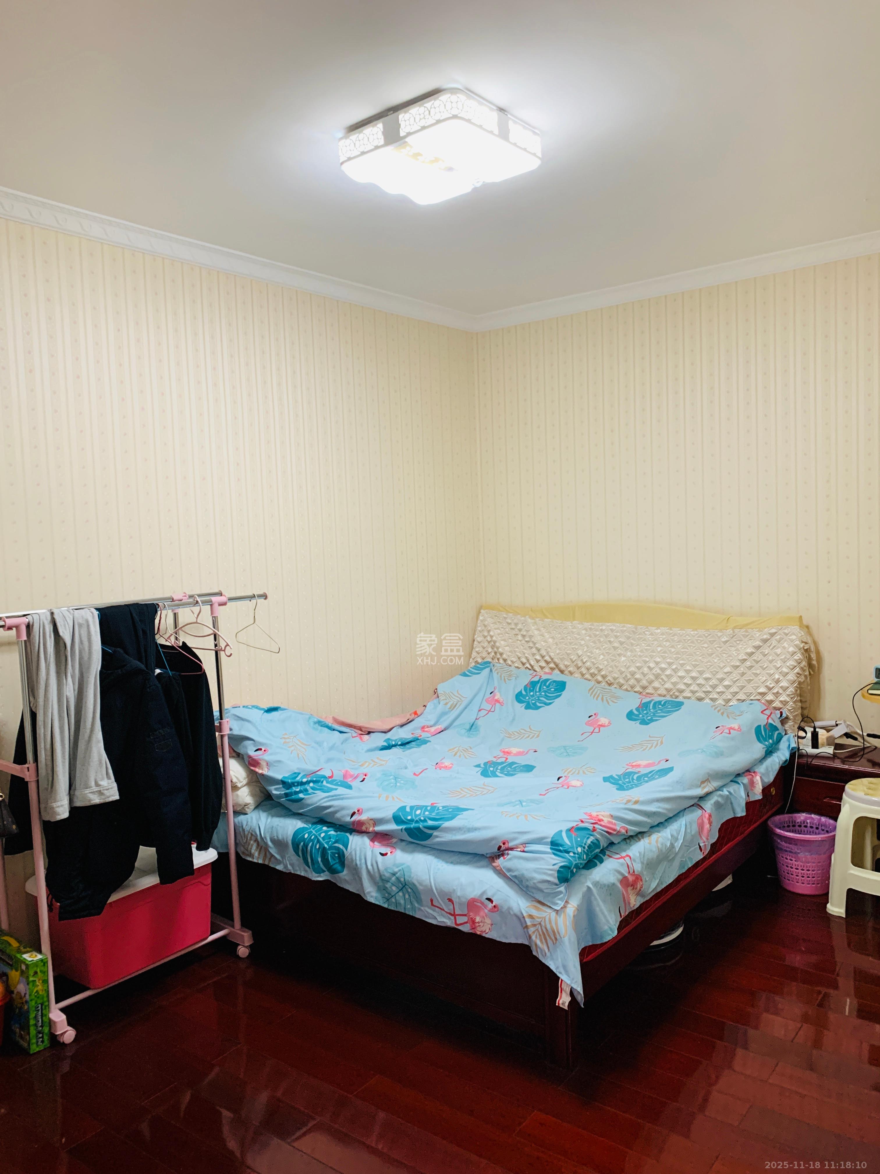 中信文化广场(中信新城二期) 2室2厅1卫 1700.0元/月 中信文化广场(中信新城二期) 2室2厅1卫 1700.0元/月室内图