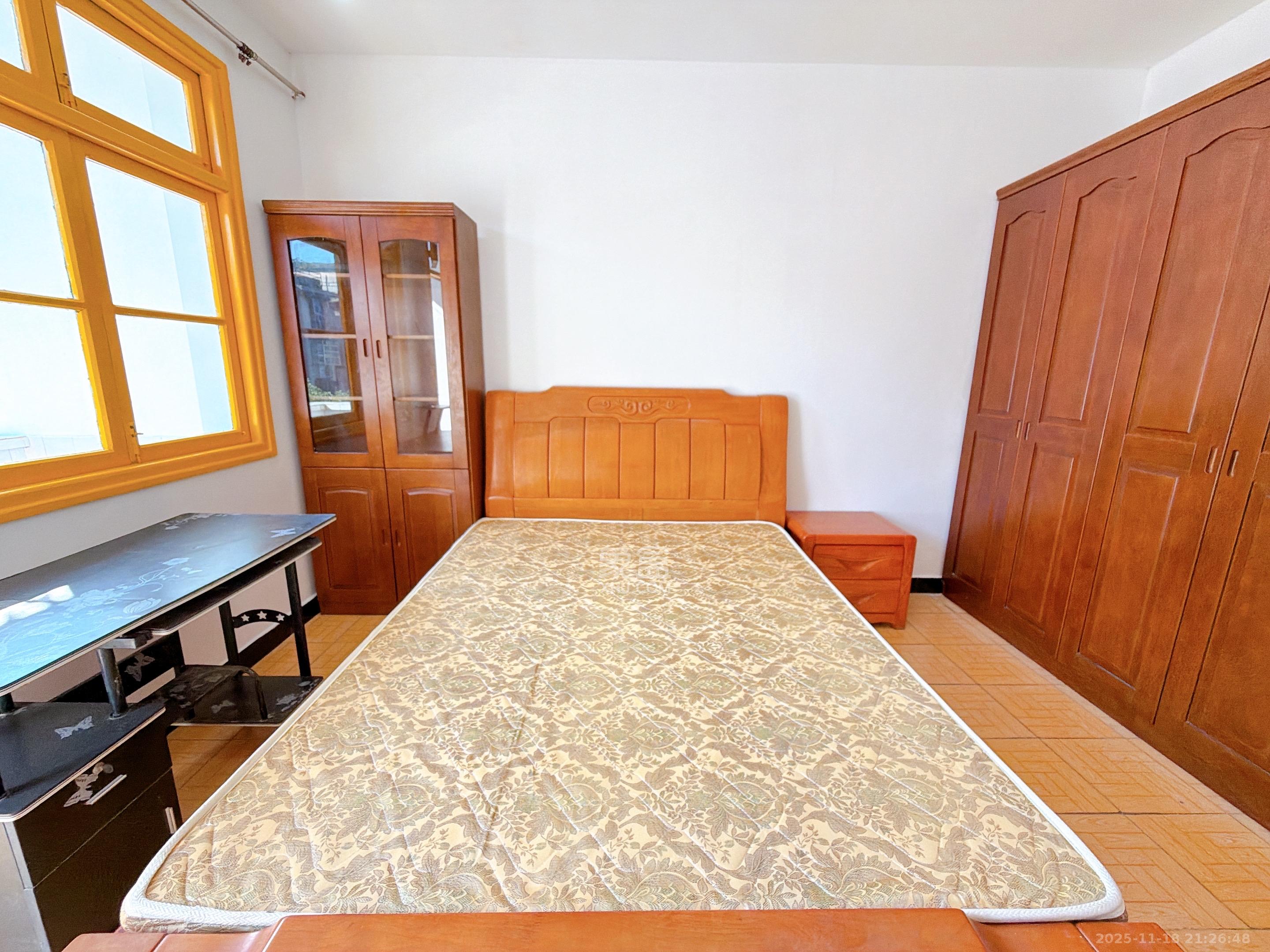 东风一村社区房（王家垅）  2室1厅1卫    1280.0元/月室内图