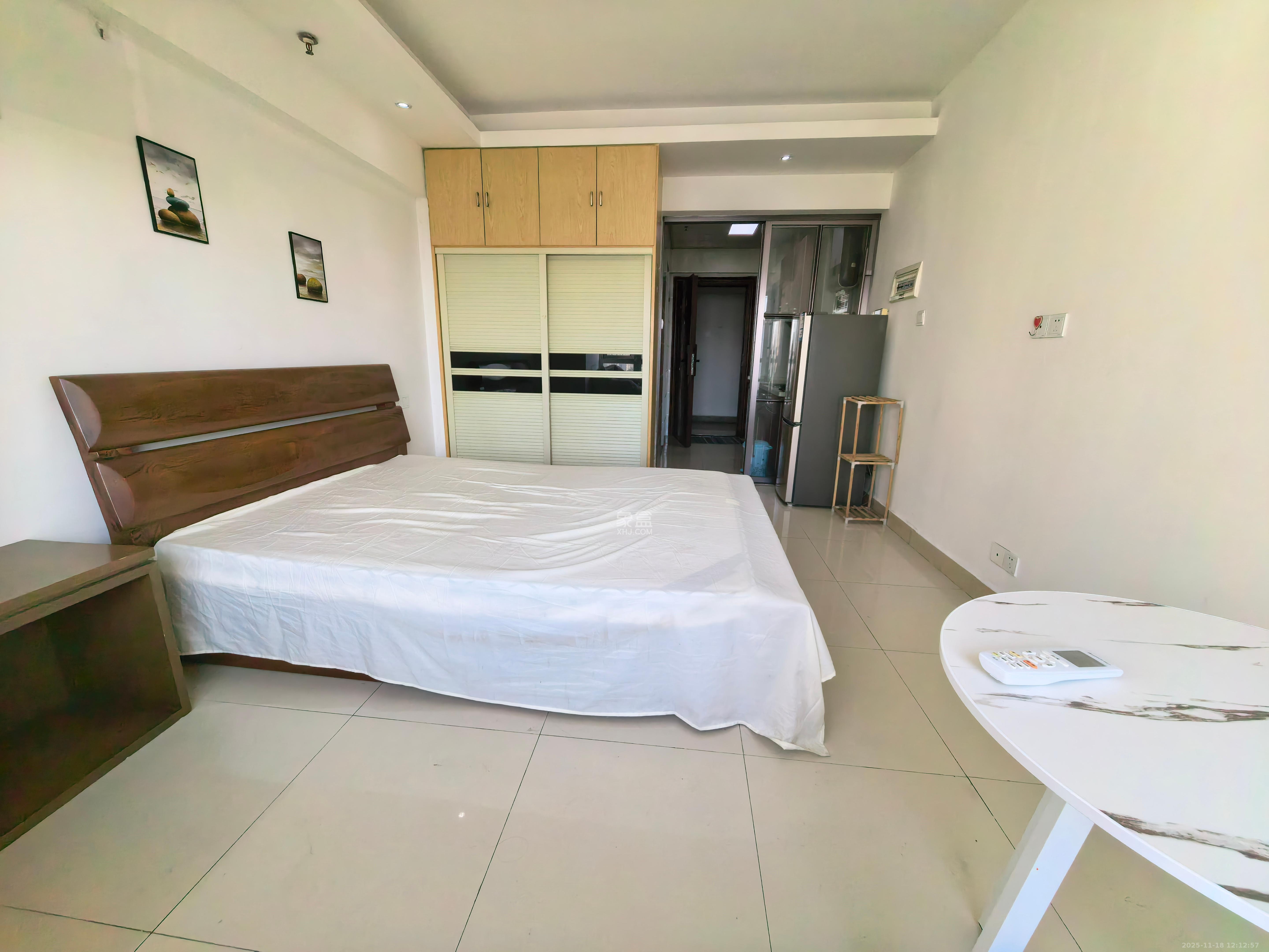 新长海广场  1室1厅1卫    1100.0元/月室内图