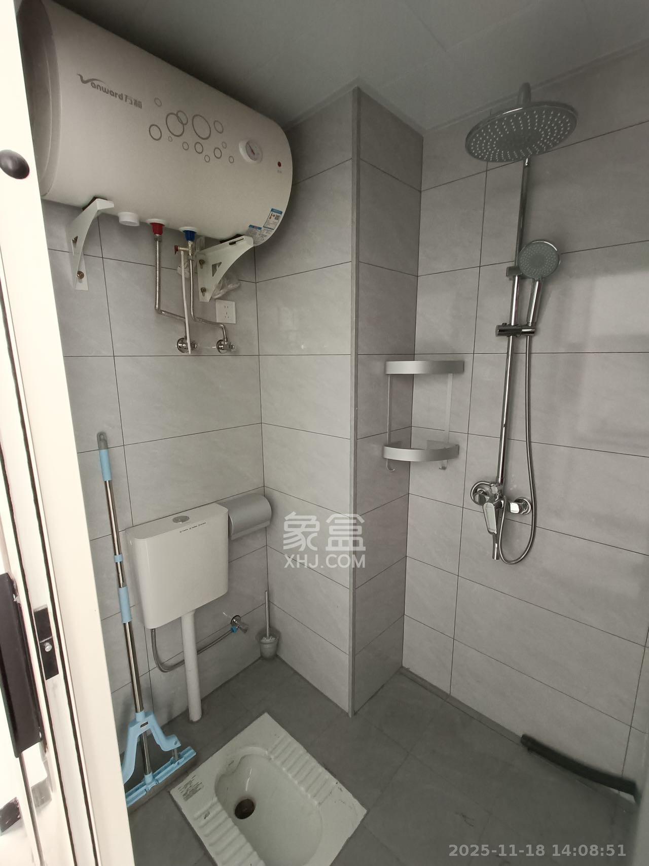 龙湖铂金岛 1室0厅0卫 1500.0元/月 龙湖铂金岛 1室0厅0卫 1500.0元/月室内图