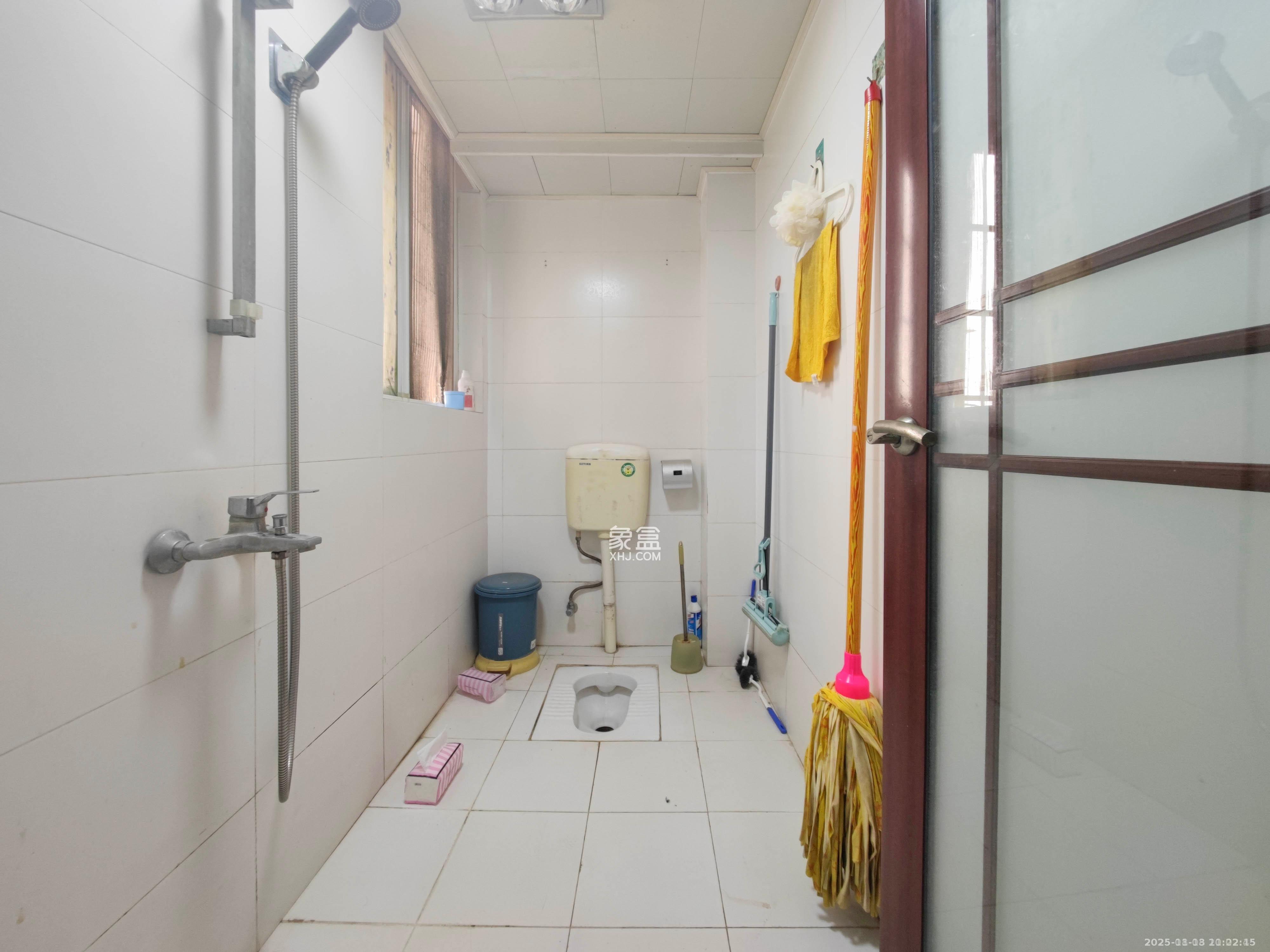 佳园星城  1室2厅2卫    2000.0元/月室内图