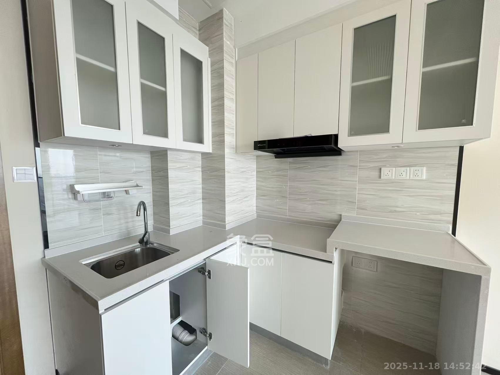 恒大珺悦府  1室1厅1卫    2000.0元/月室内图