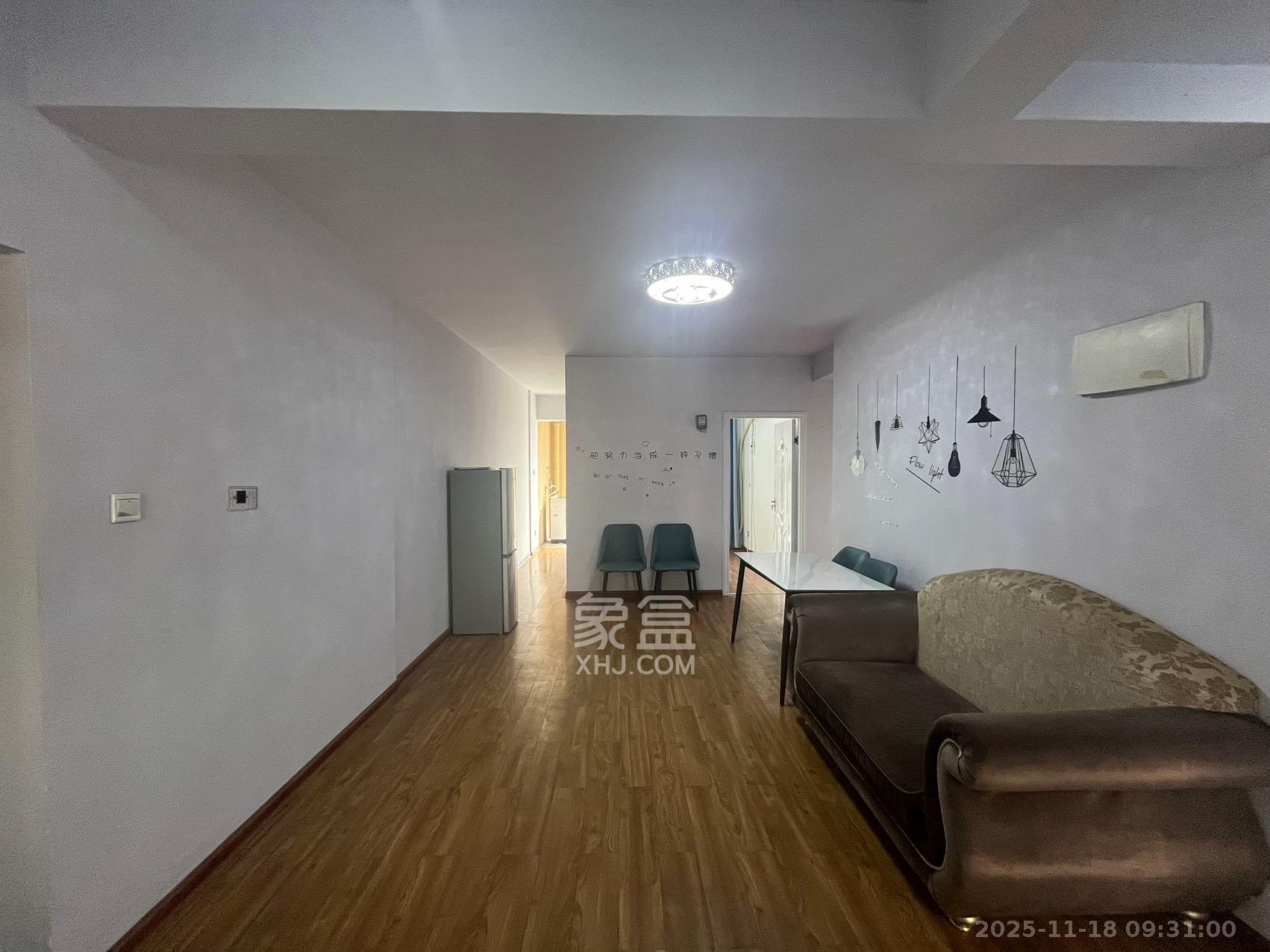 奥克斯缔壹城 5室2厅2卫 2400.0元/月 奥克斯缔壹城 5室2厅2卫 2400.0元/月室内图