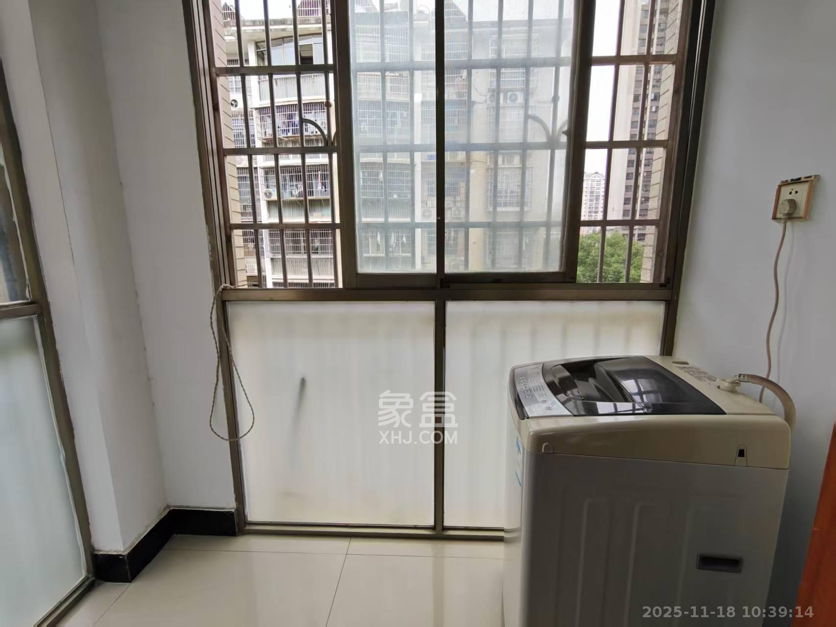 银馨家园  2室2厅1卫    1900.0元/月室内图