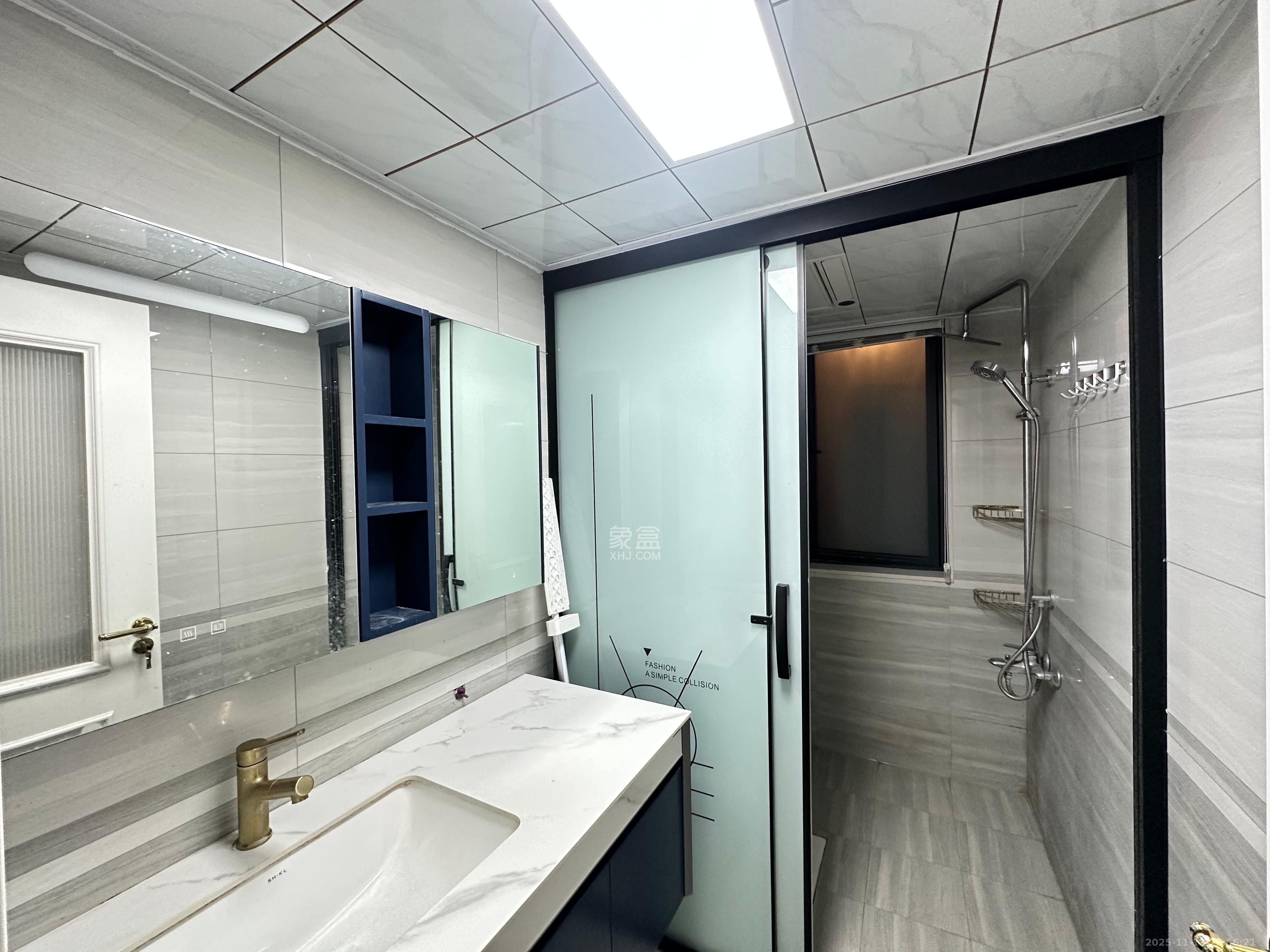 振业城三期  4室2厅2卫    3700.0元/月室内图