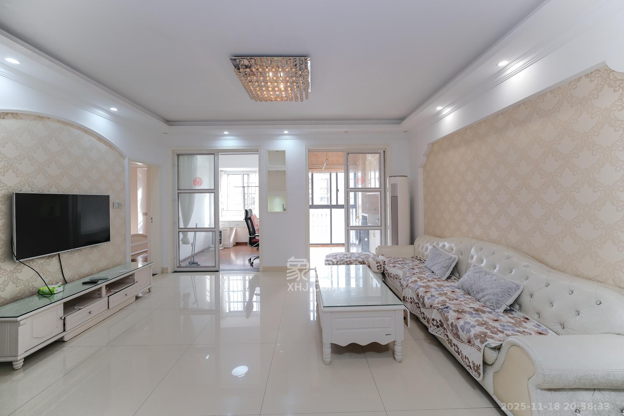 山水湾  3室2厅1卫    58.8万