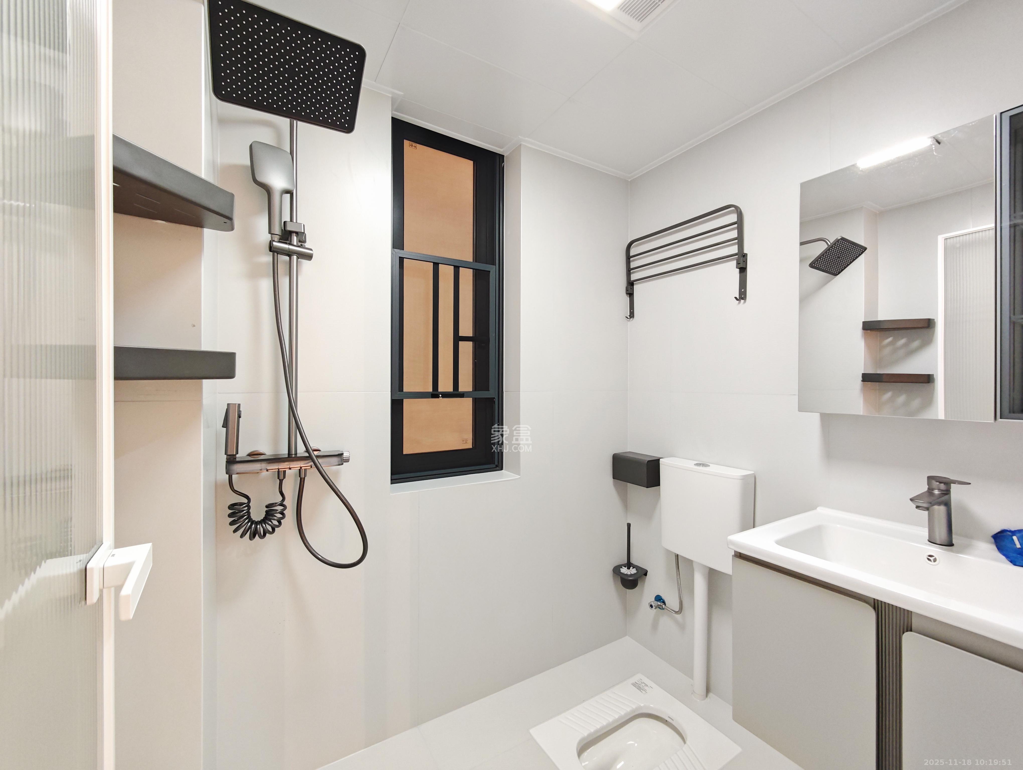 宏聚地中海  3室2厅2卫    109.8万卫生间