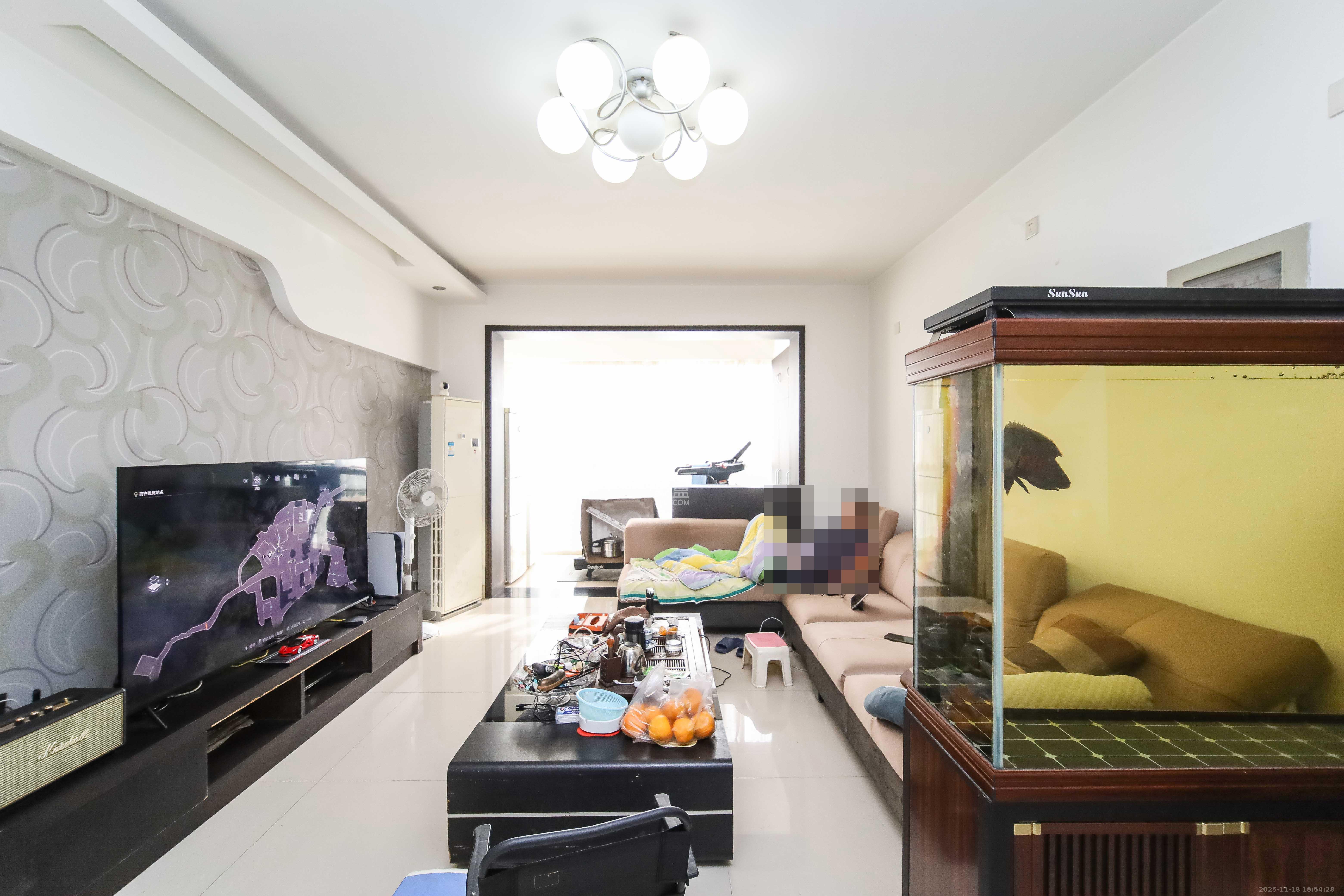 长房东郡  3室2厅2卫    160.0万