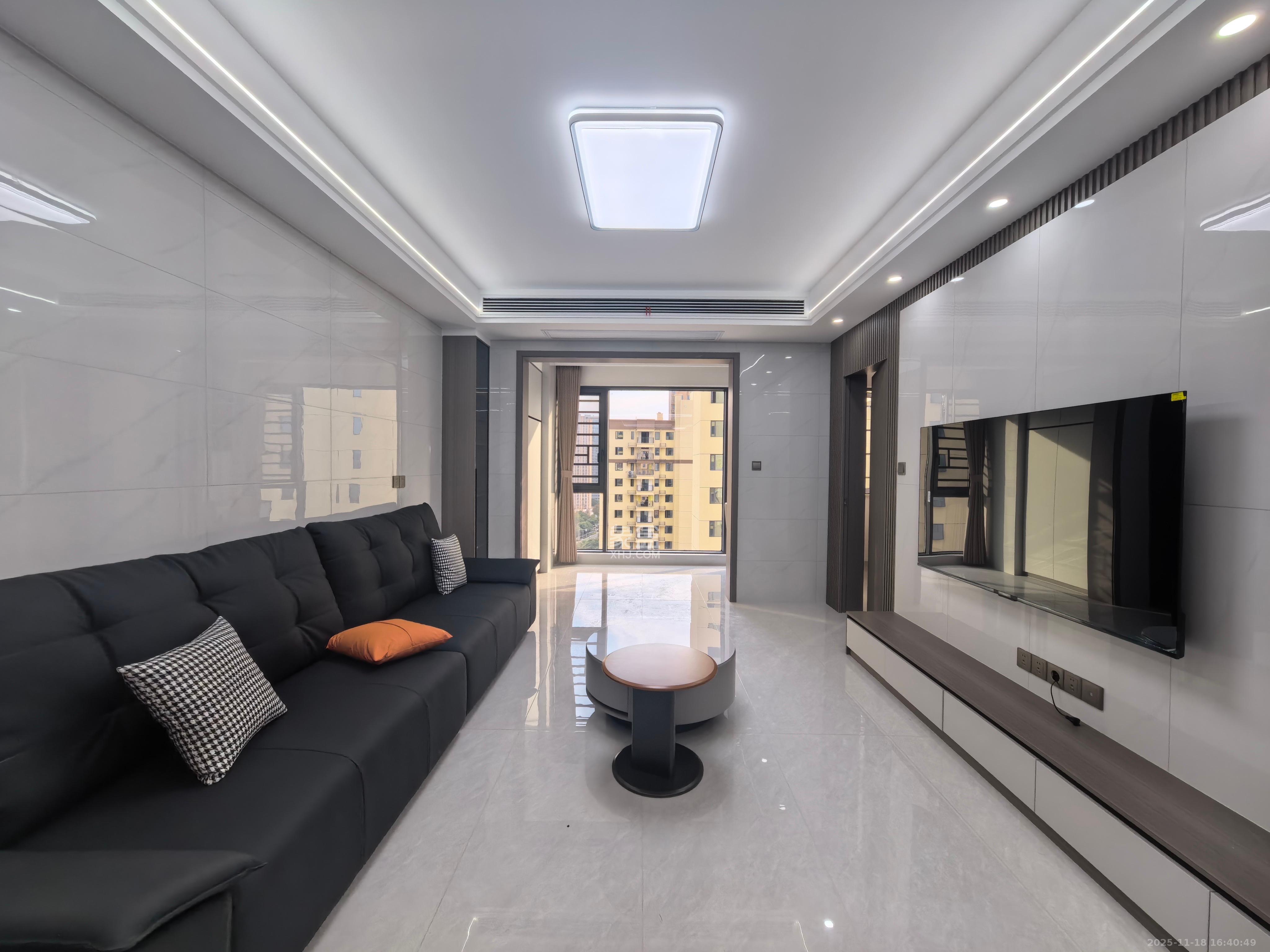 望远嘉苑  2室2厅1卫    2600.0元/月