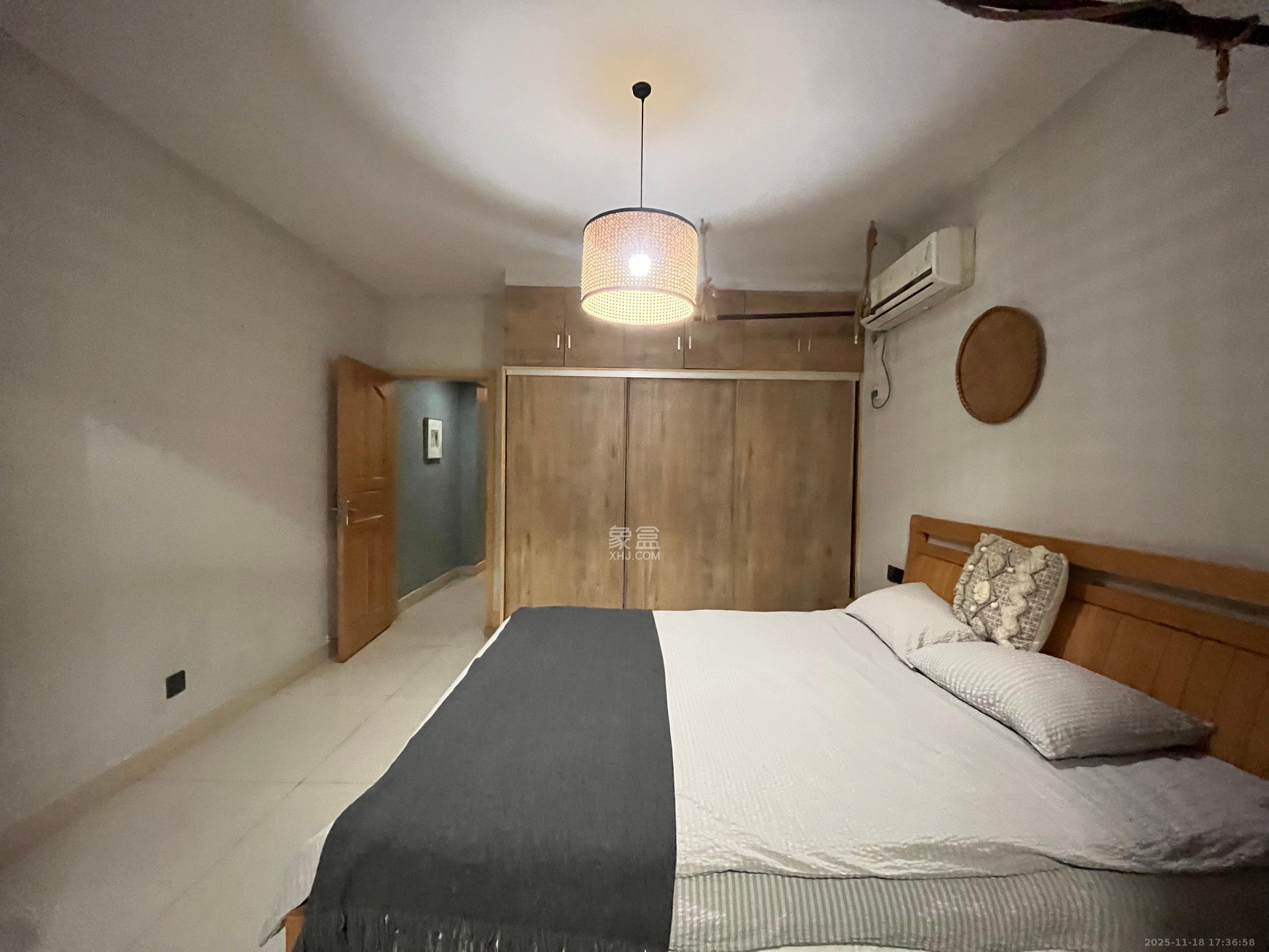 芙蓉蓉苑  2室1厅1卫    3500.0元/月室内图