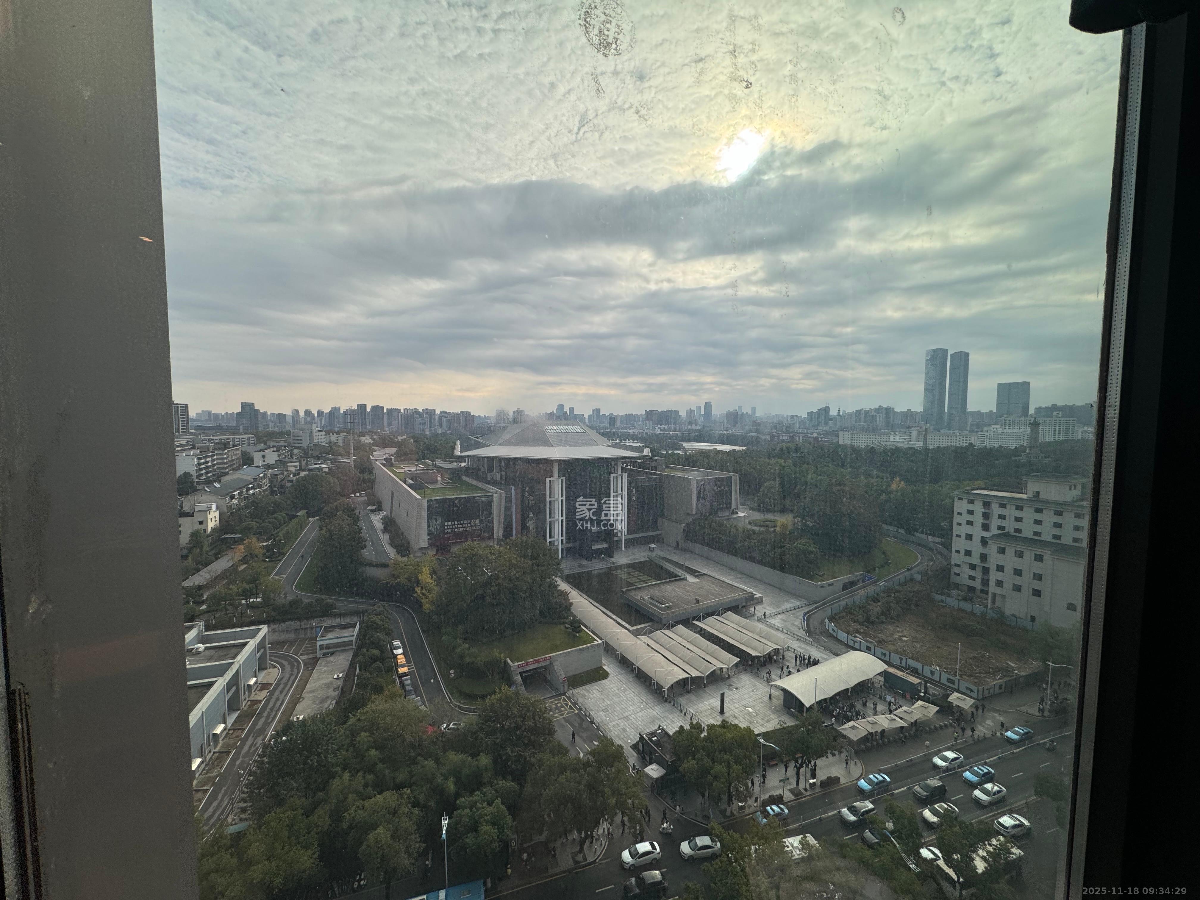 公园9号大都会  1室1厅1卫    2480.0元/月室内图