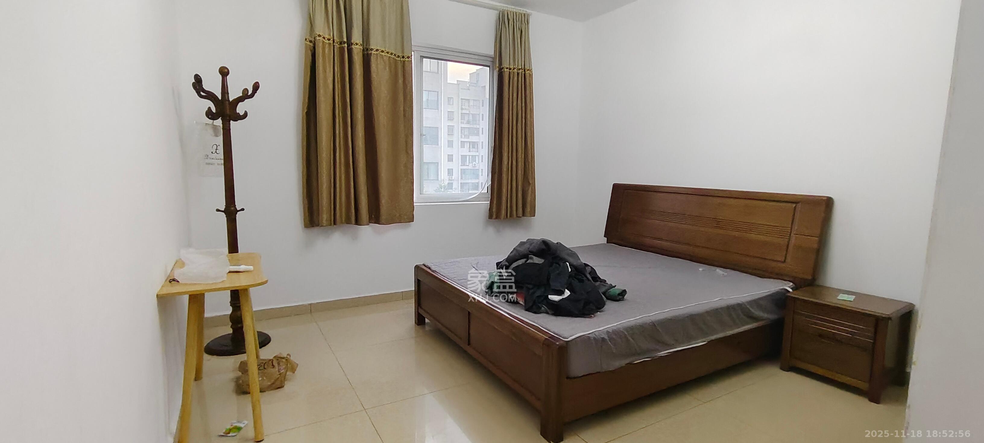 华银天际 3室2厅2卫 2200.0元/月 华银天际 3室2厅2卫 2200.0元/月室内图