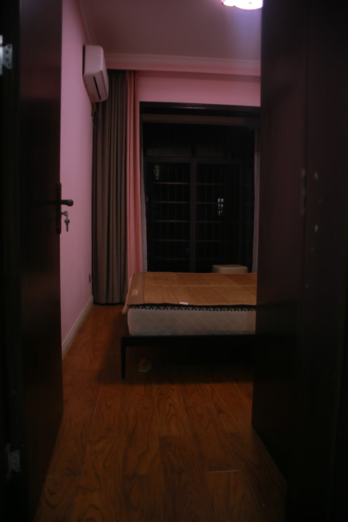 新世界建材城 2室2厅1卫 41.0万 新世界建材城 2室2厅1卫 41.0万客厅