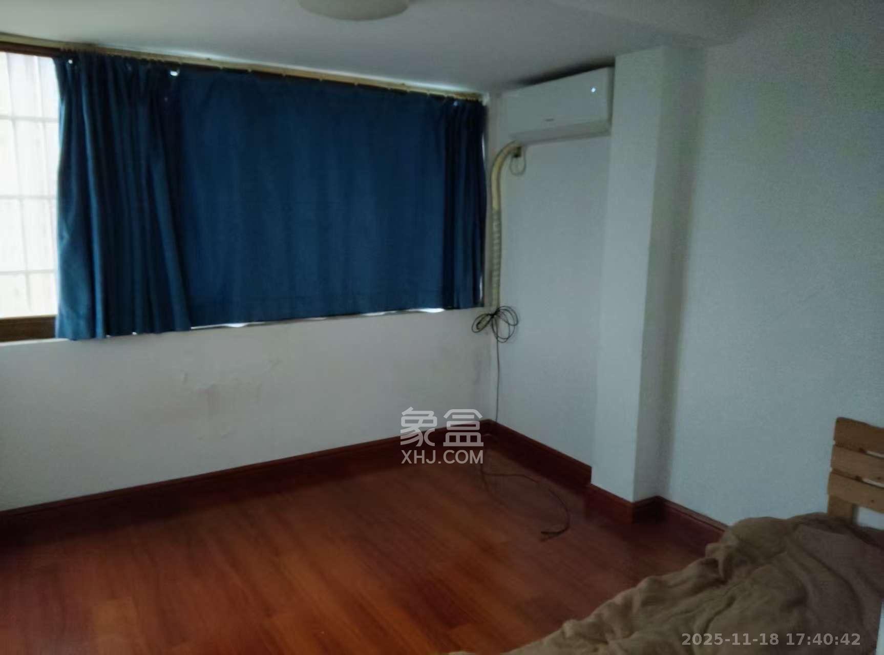 芙蓉蓉苑  3室1厅1卫    2500.0元/月室内图