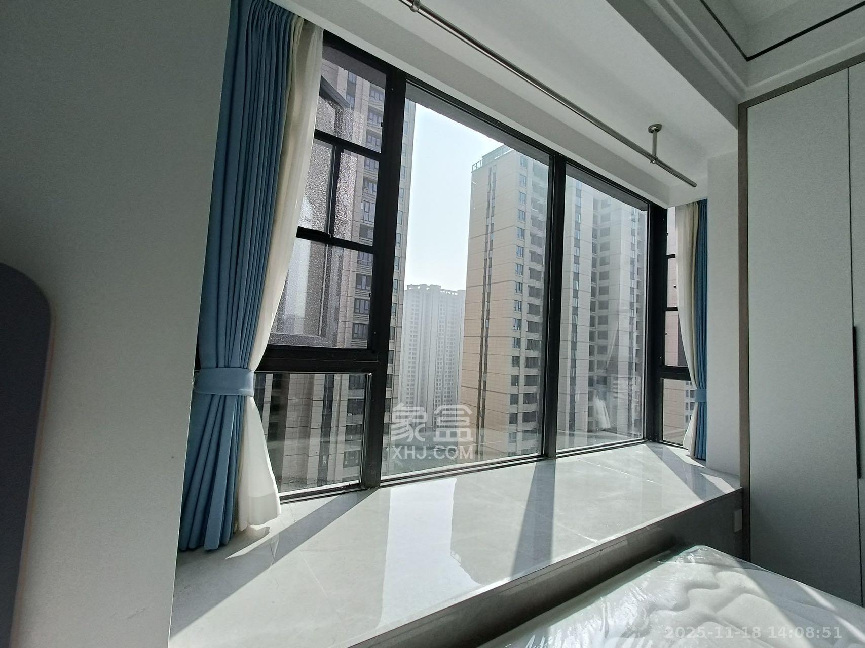 龙湖铂金岛  1室0厅0卫    1500.0元/月室内图