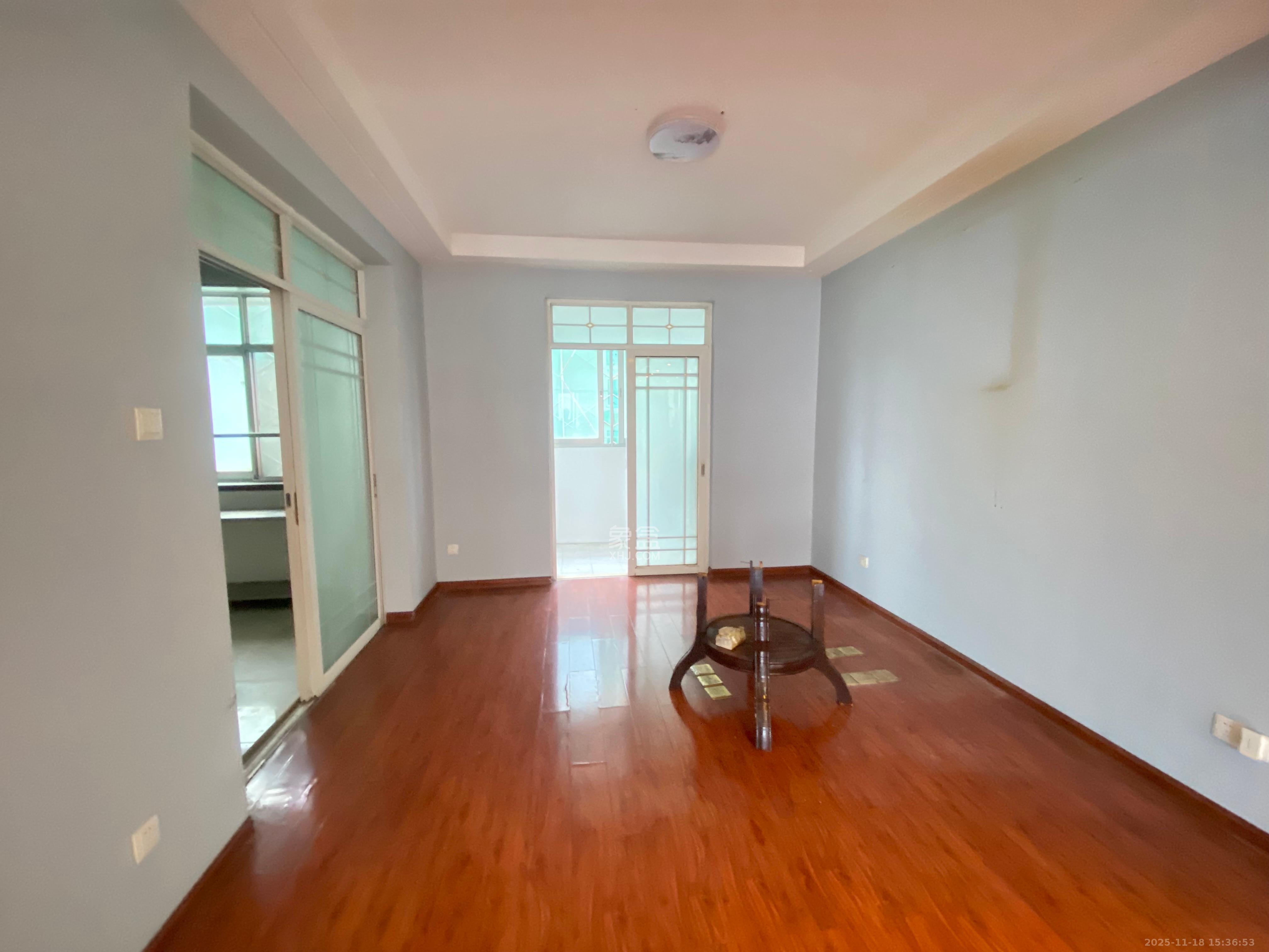 长沙市国土资源局芙蓉区分局 4室2厅2卫 4000.0元/月 长沙市国土资源局芙蓉区分局 4室2厅2卫 4000.0元/月室内图