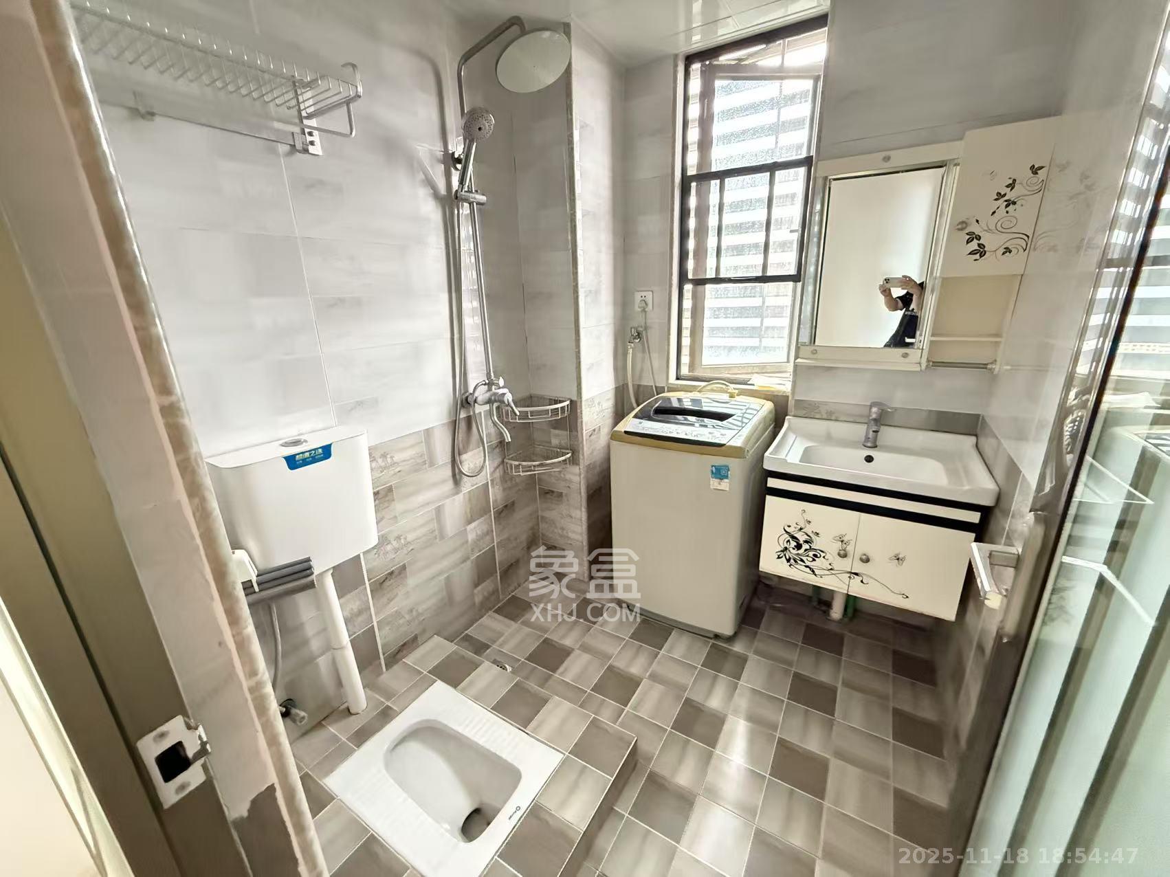 好莱城（弘德西街）  1室1厅1卫    1850.0元/月室内图