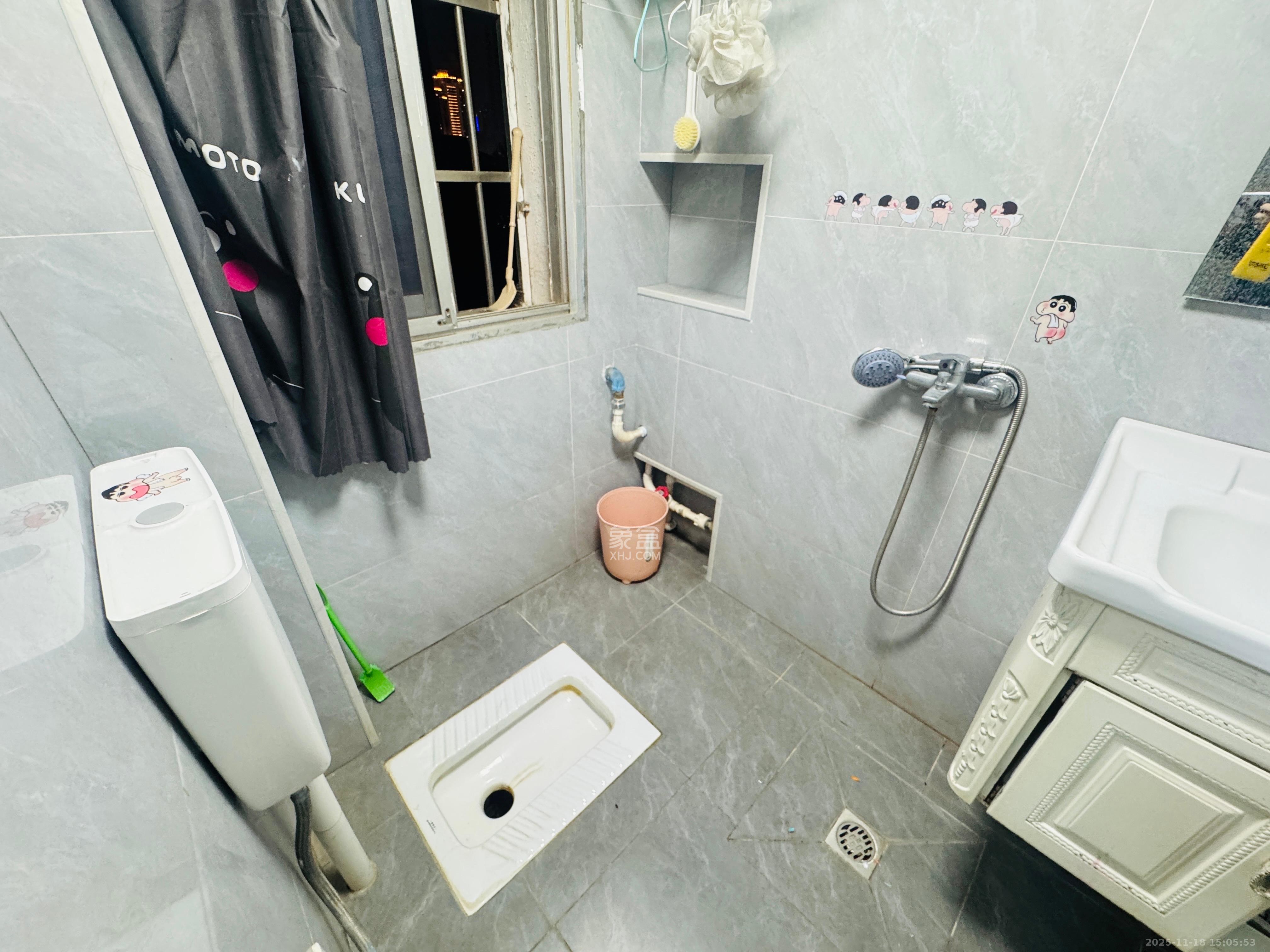 向家湾社区(含富湘公寓) 3室1厅1卫 1800.0元/月 向家湾社区(含富湘公寓) 3室1厅1卫 1800.0元/月室内图