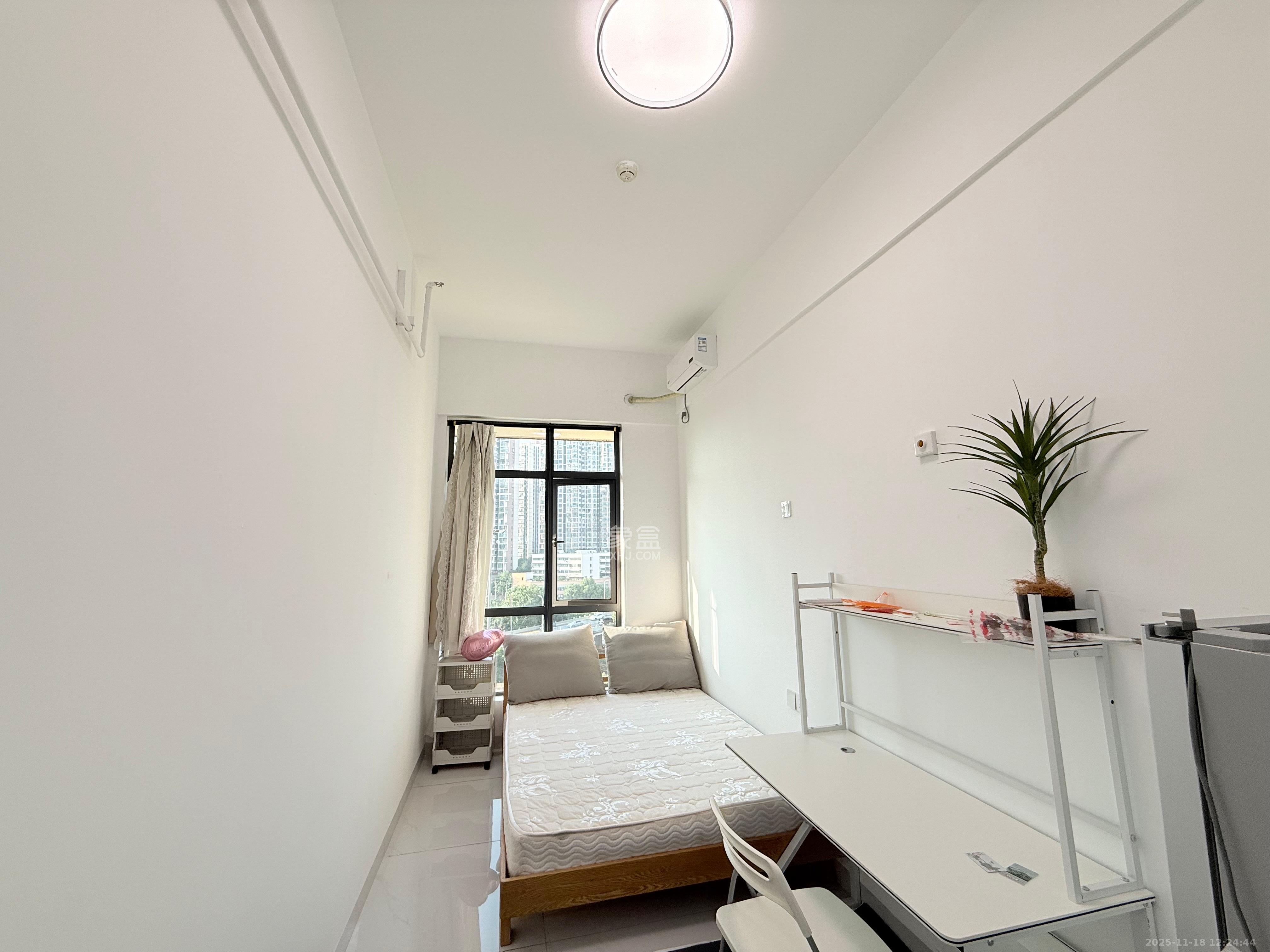 叠彩兰亭  1室1厅1卫    1000.0元/月室内图