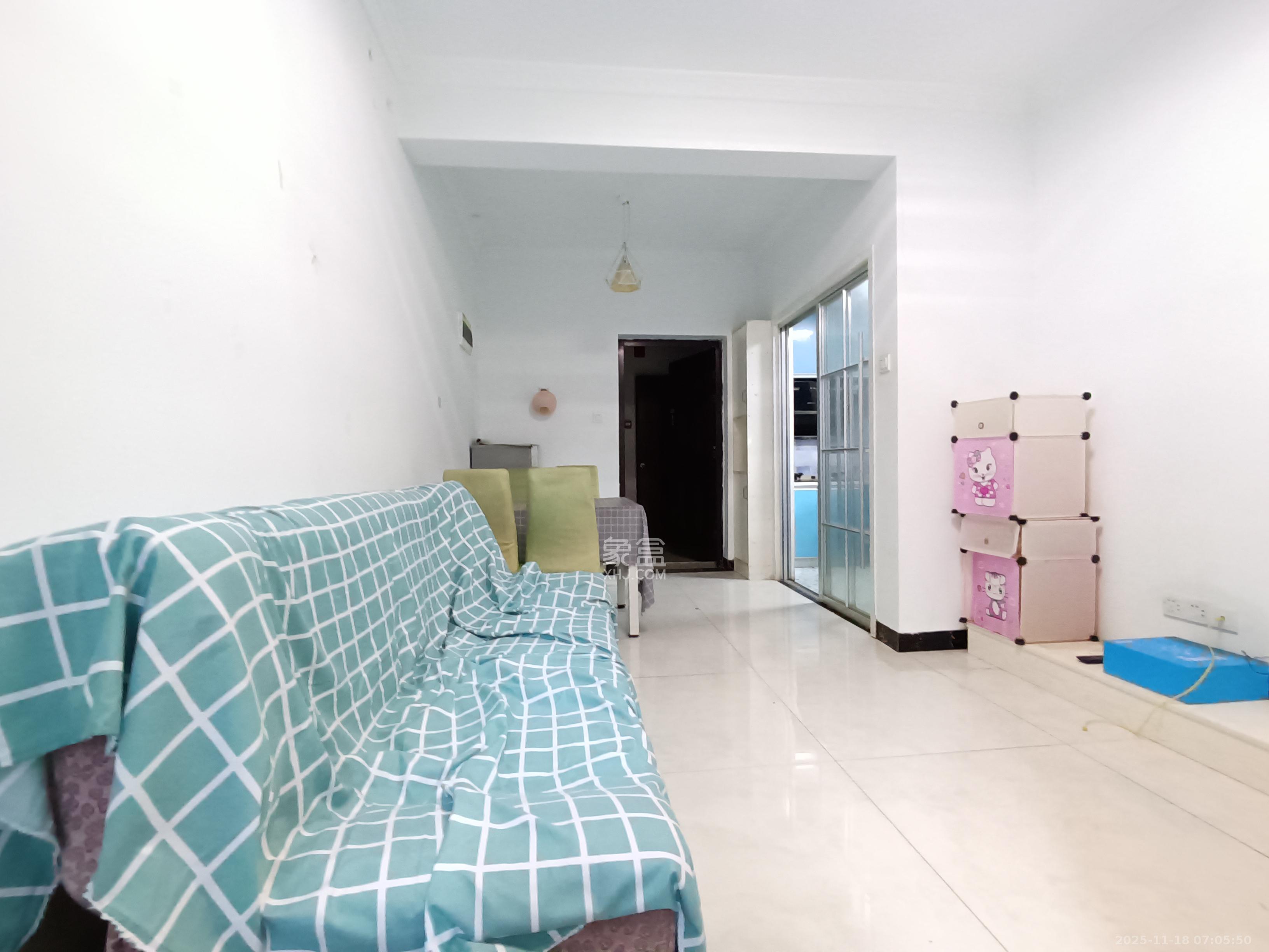 荣盛花语馨苑  2室2厅1卫    2120.0元/月室内图