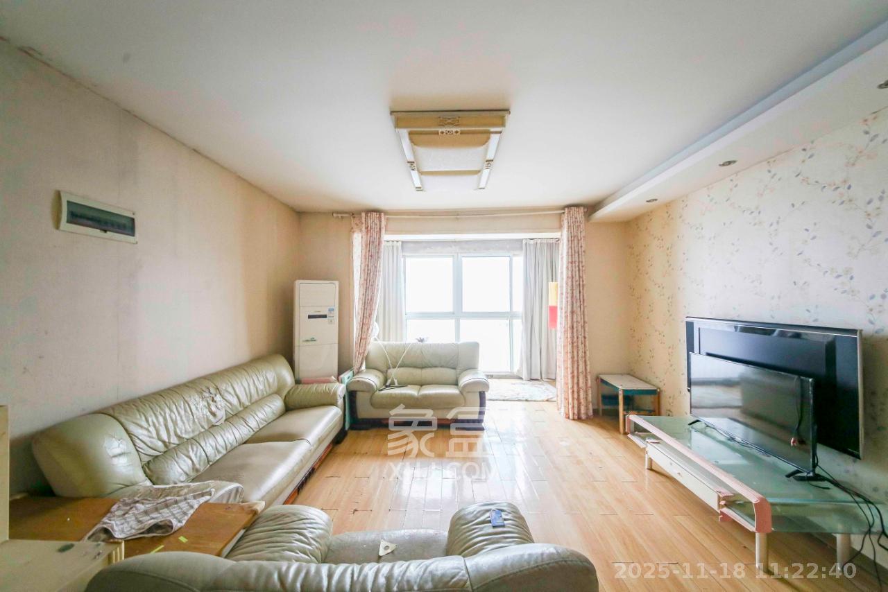 生活艺术城  2室2厅2卫    2000.0元/月室内图