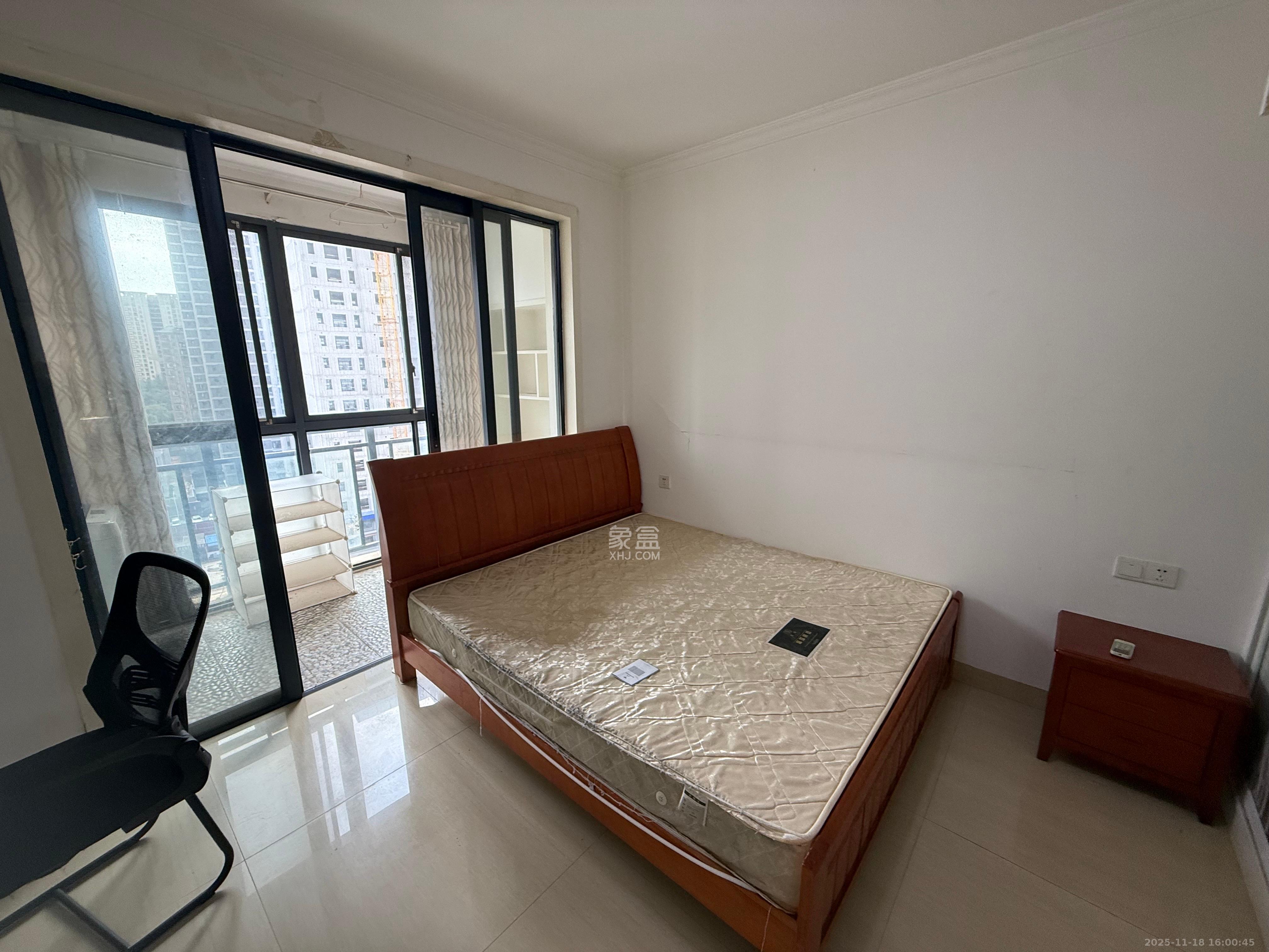 钱隆学府一、二期 2室2厅1卫 1800.0元/月 钱隆学府一、二期 2室2厅1卫 1800.0元/月室内图