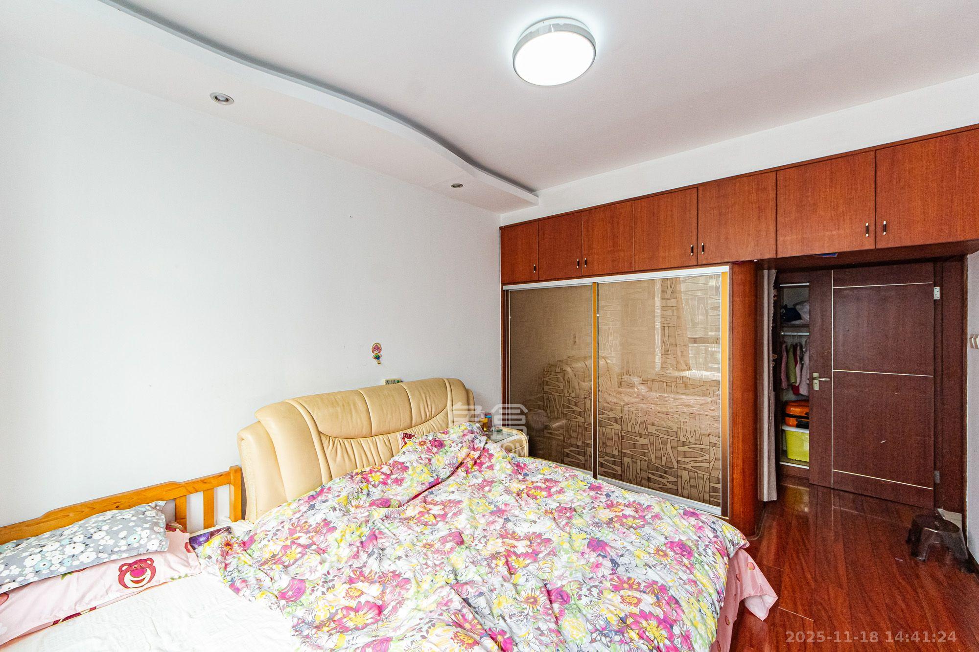 湘江世纪城咏江苑 2室2厅1卫 2000.0元/月 湘江世纪城咏江苑 2室2厅1卫 2000.0元/月室内图