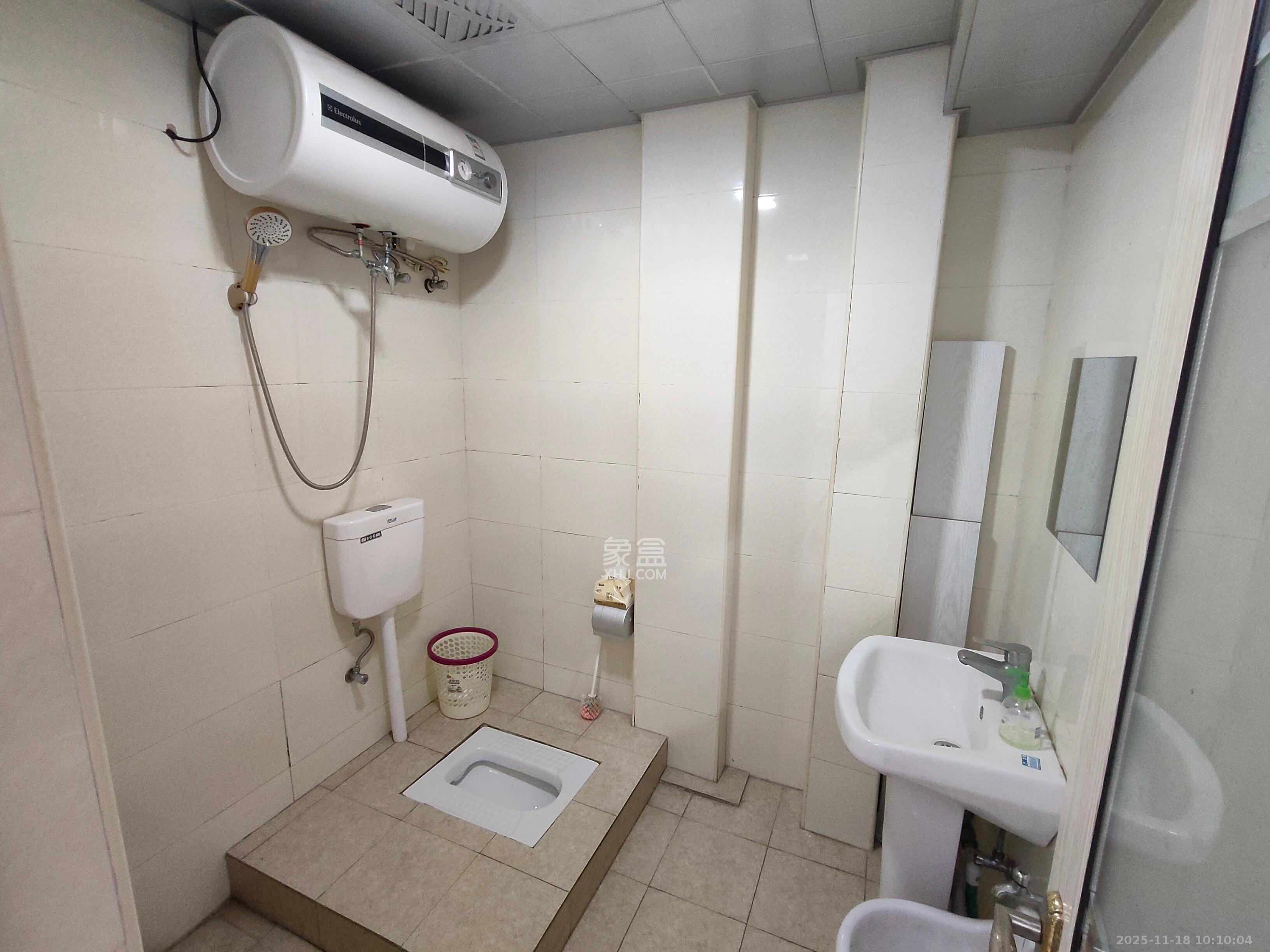 嘉盛国际广场  1室1厅1卫    3500.0元/月室内图