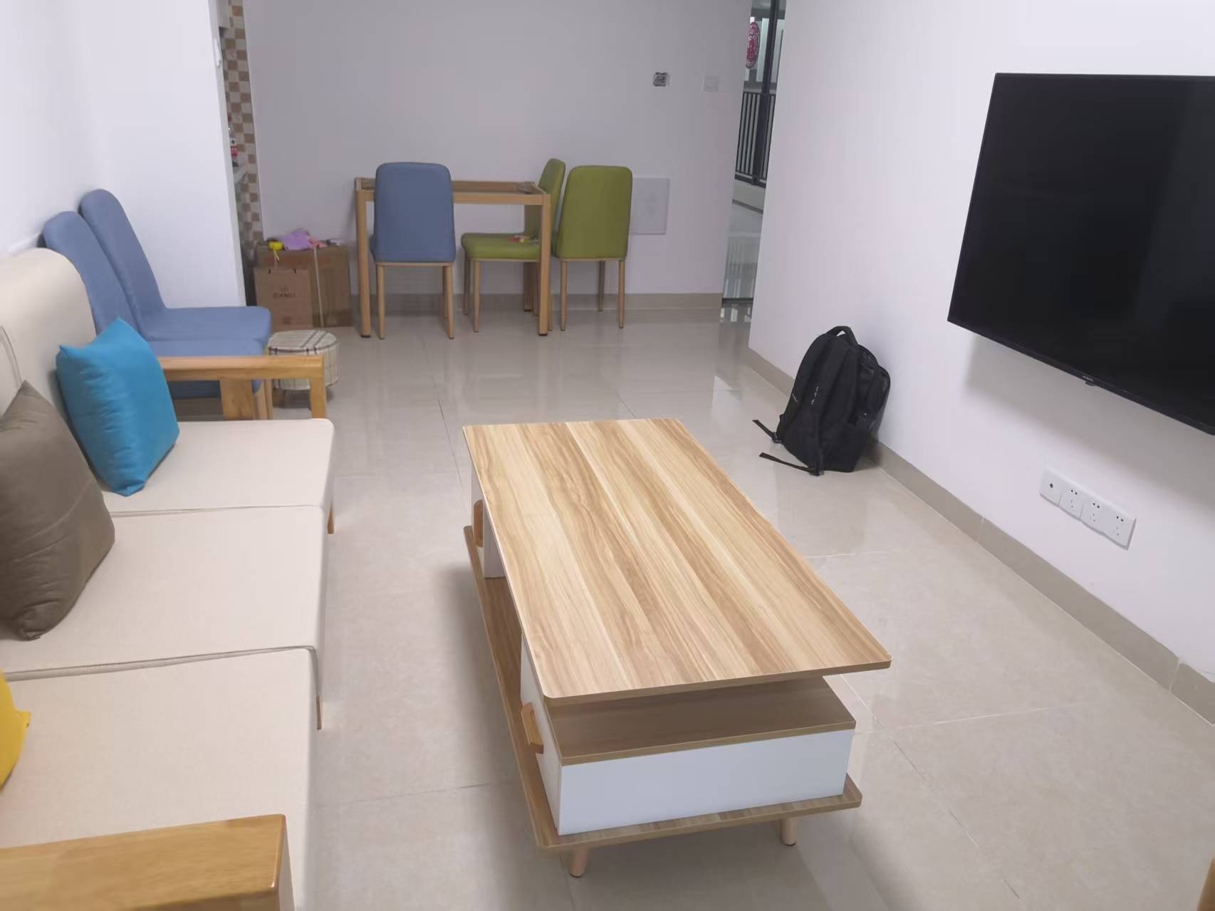 龙昆悦城  2室2厅1卫    2600.0元/月室内图