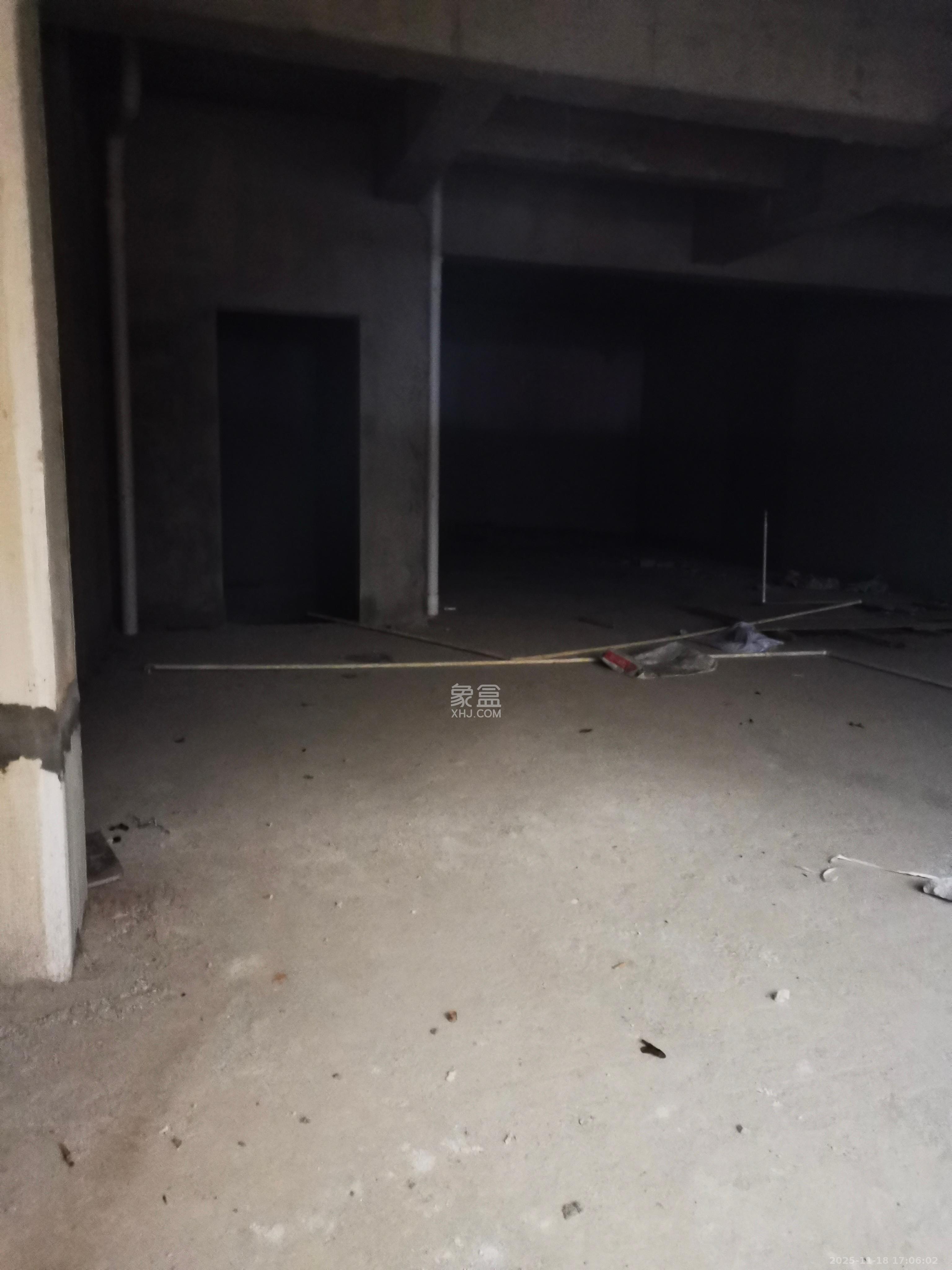 碧桂园智慧城市   221.99㎡      5000.0元/月室内图