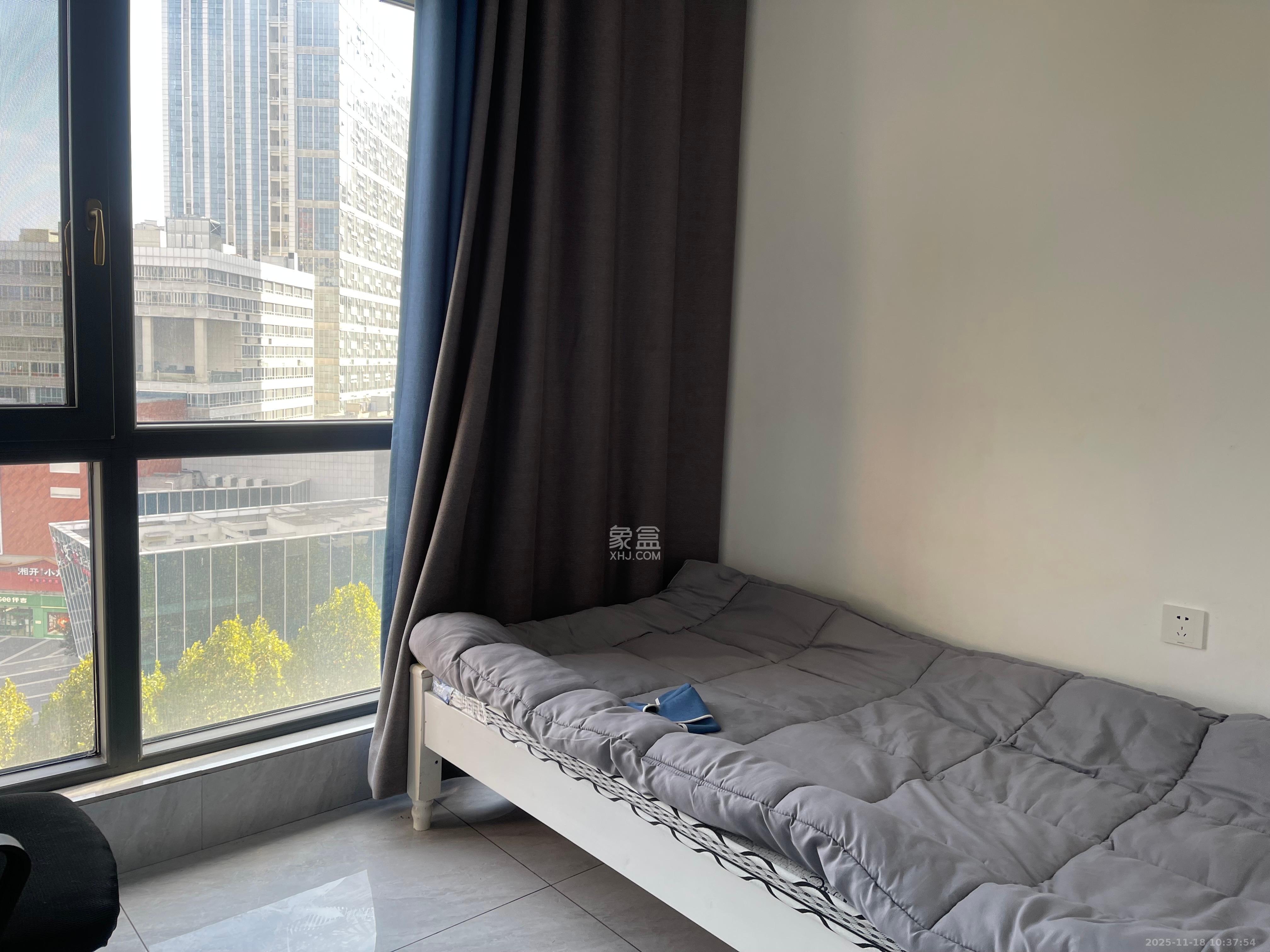 博长山水香颐  4室2厅2卫    2300.0元/月室内图