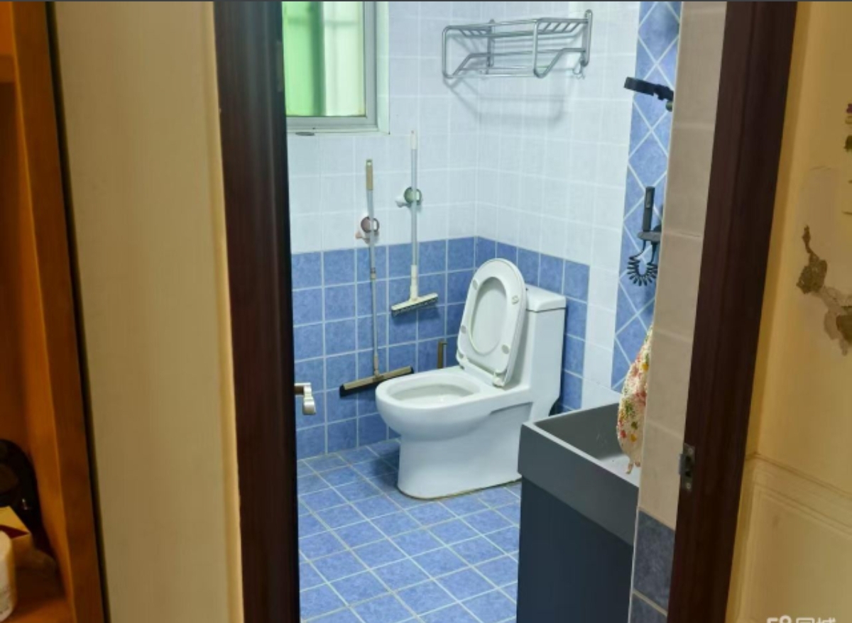 上丹小区  3室2厅2卫    2700.0元/月室内图