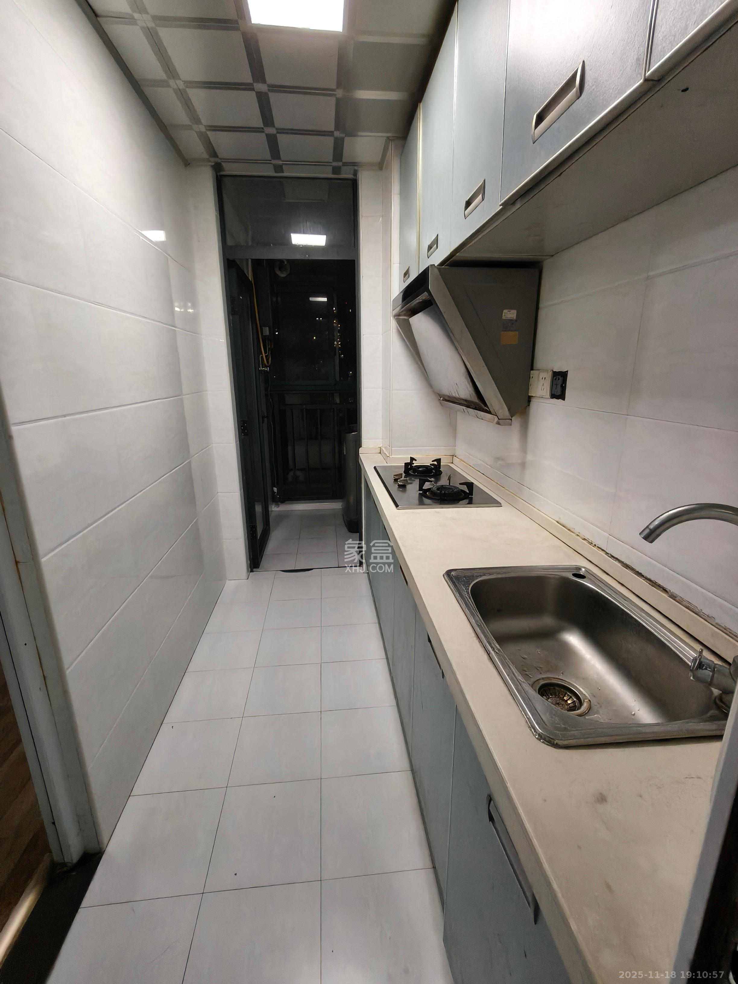 凯轩云顶 1室1厅1卫 1500.0元/月 凯轩云顶 1室1厅1卫 1500.0元/月室内图