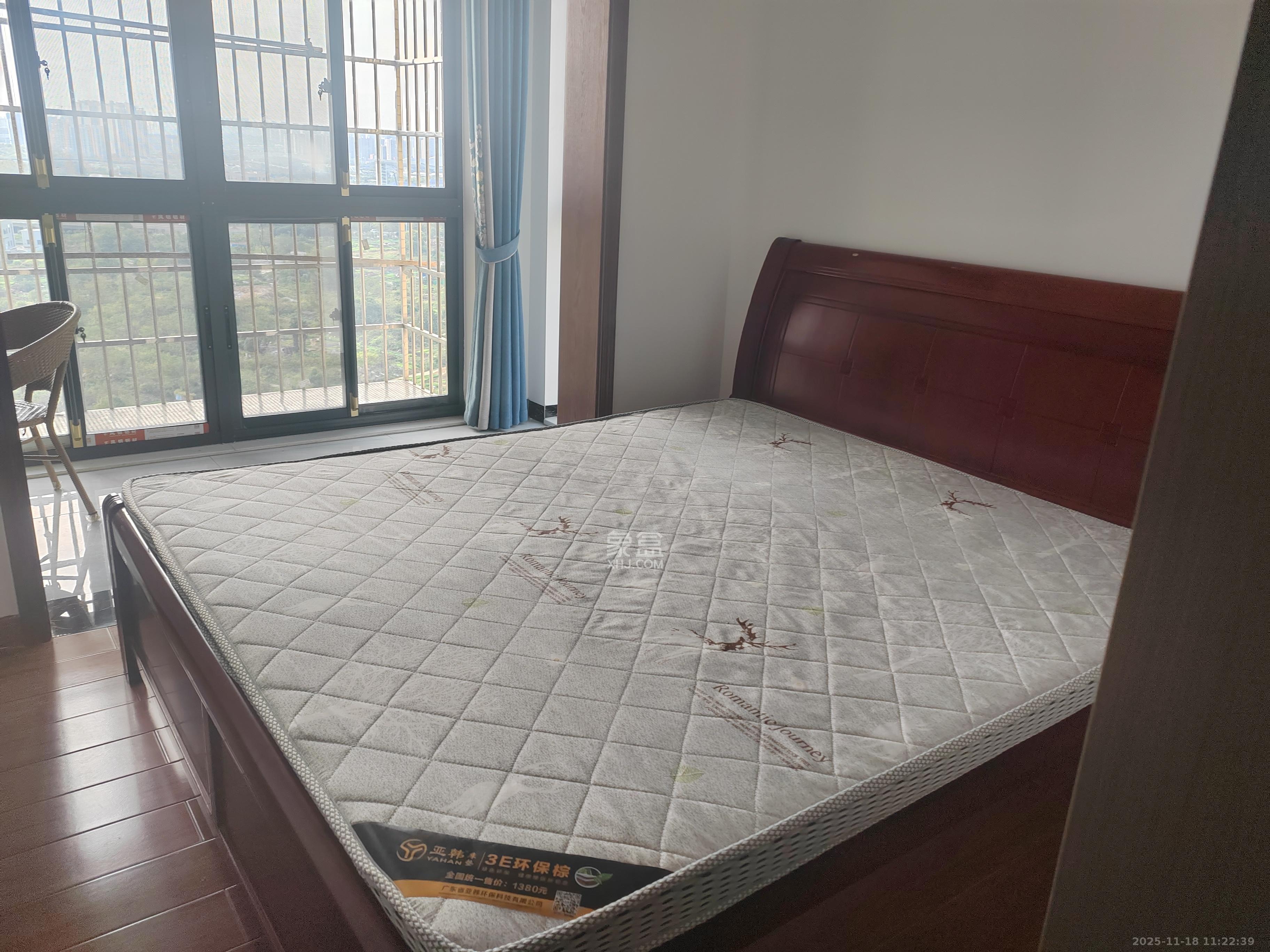 星城新宇川河苑 3室2厅1卫 2000.0元/月 星城新宇川河苑 3室2厅1卫 2000.0元/月室内图