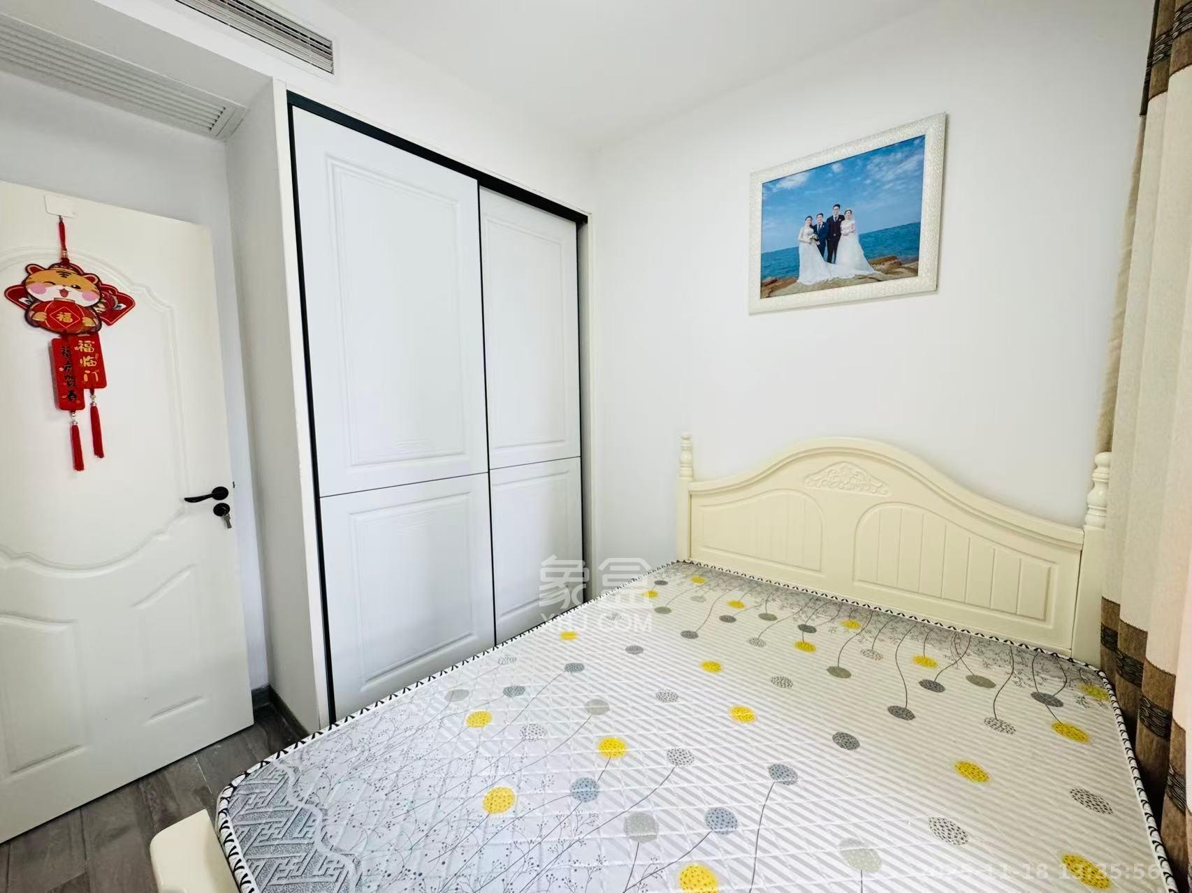 协信星澜汇  4室2厅2卫    4000.0元/月室内图