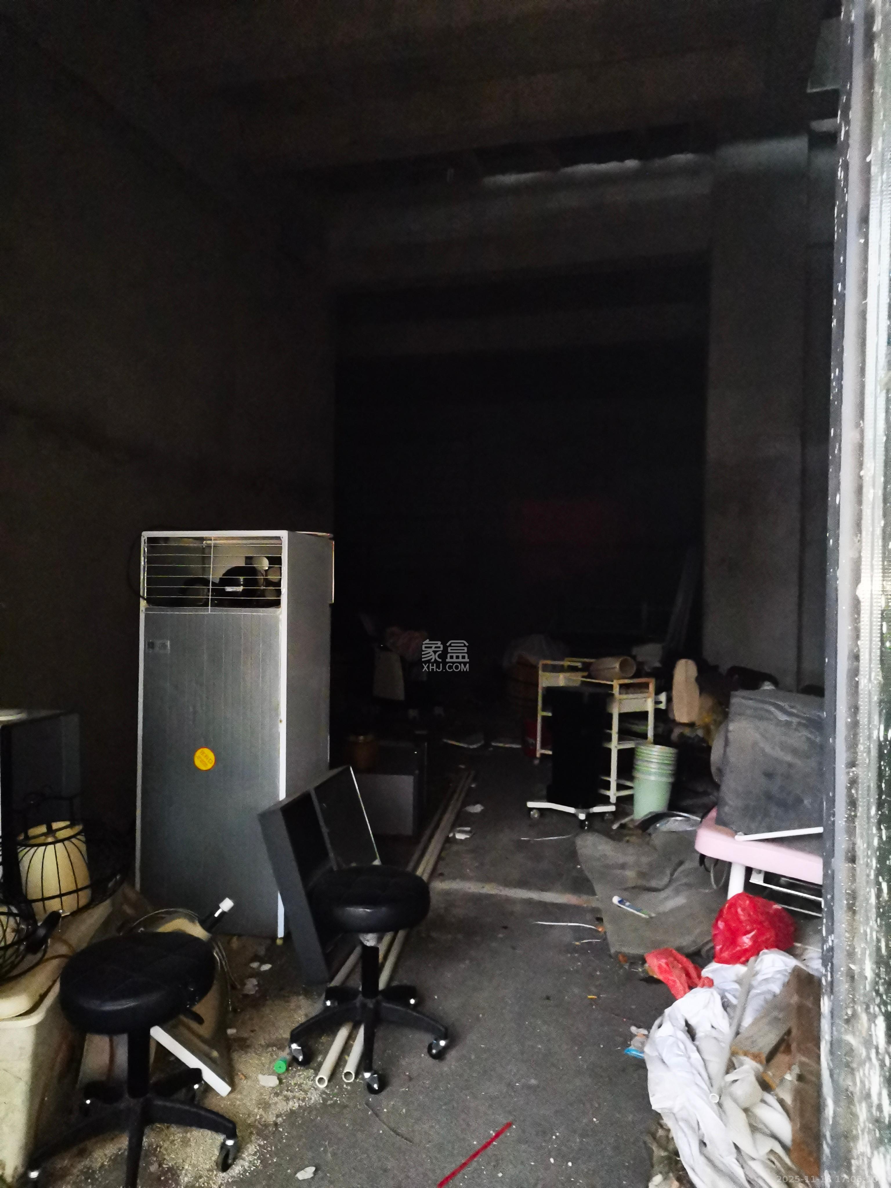 碧桂园智慧城市   221.99㎡      5000.0元/月