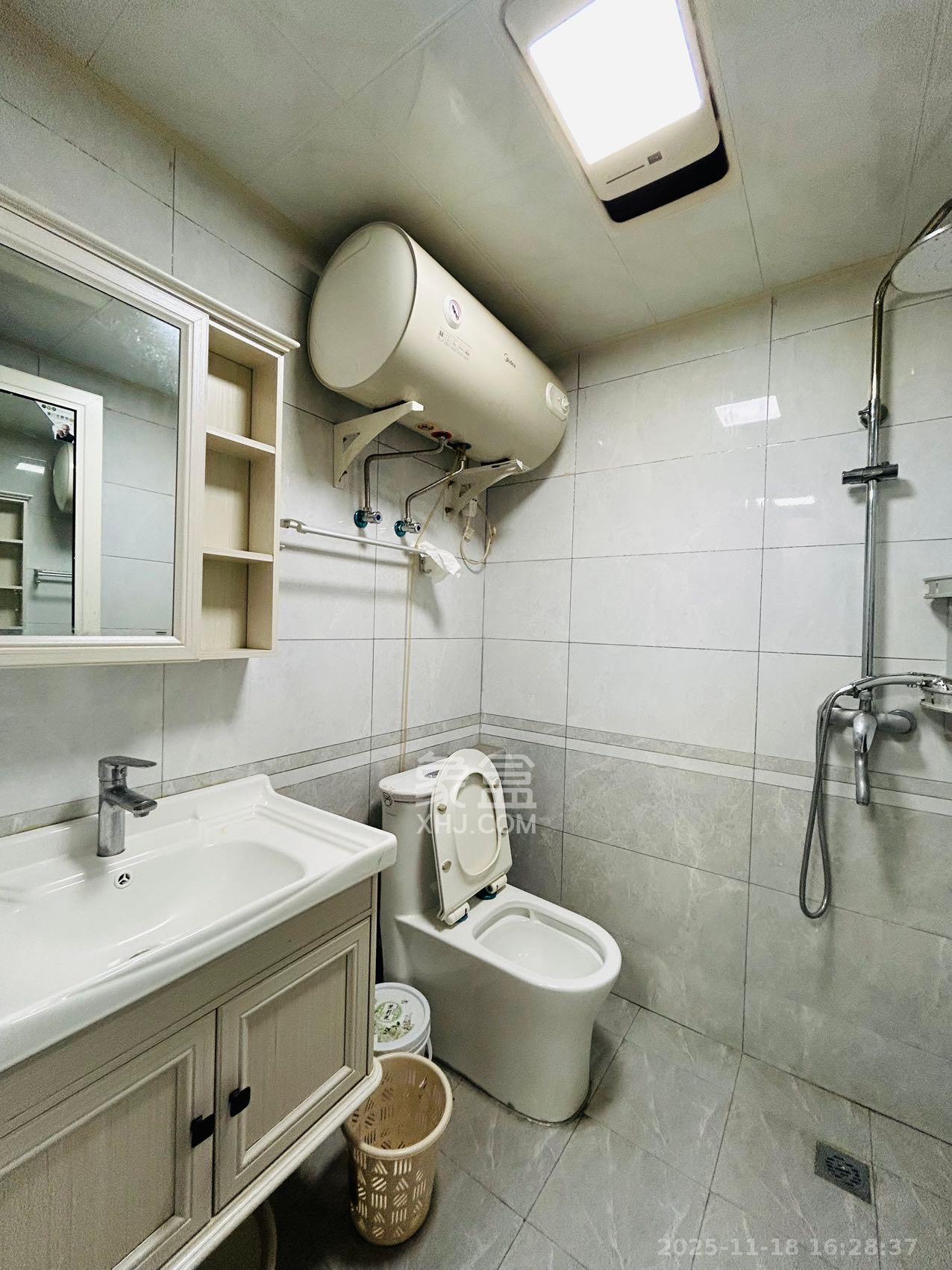 C-park天悦城(紫檀溪苑二期) 1室1厅1卫 1600.0元/月 C-park天悦城(紫檀溪苑二期) 1室1厅1卫 1600.0元/月室内图