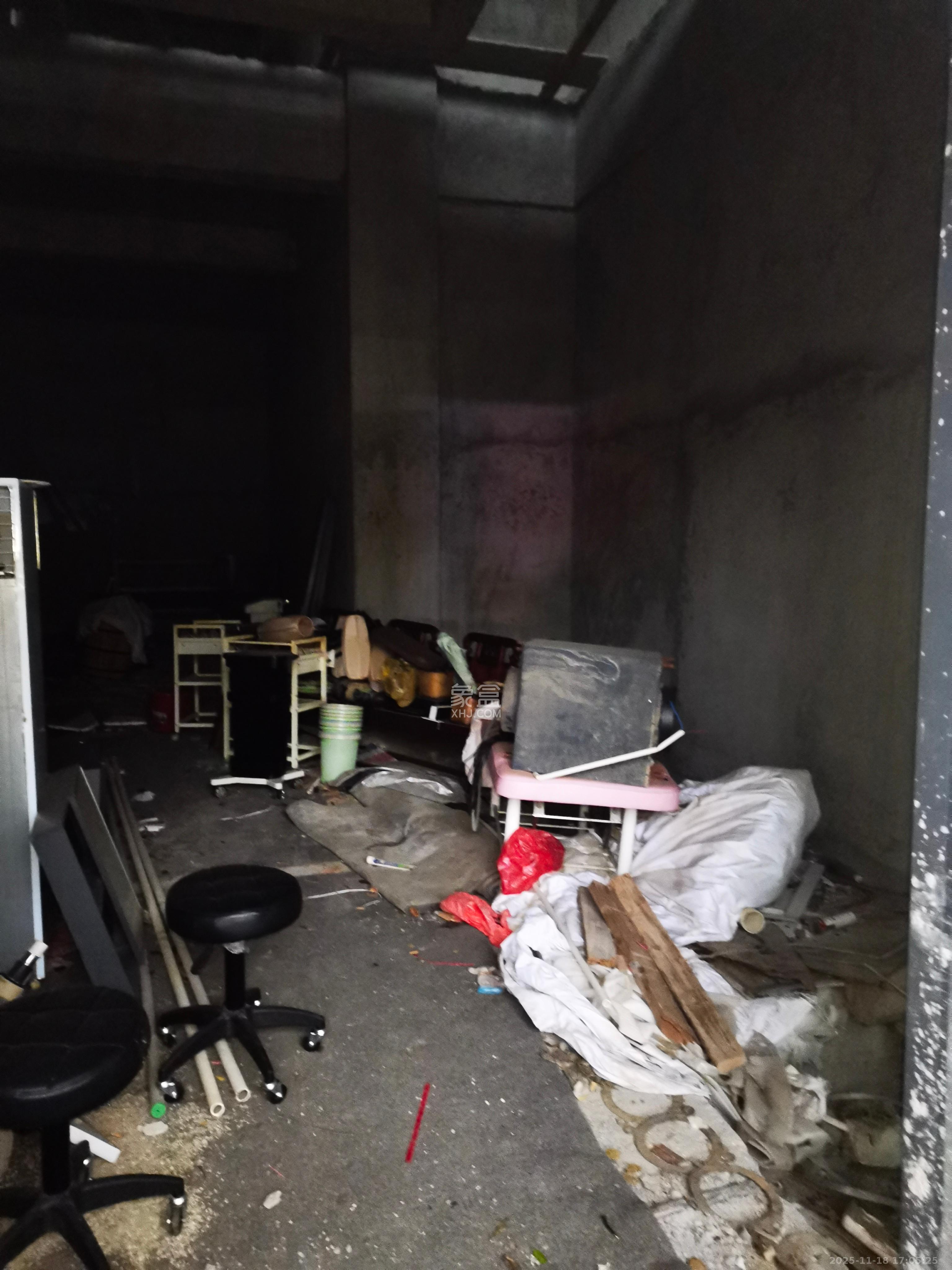 碧桂园智慧城市   221.99㎡      5000.0元/月室内图