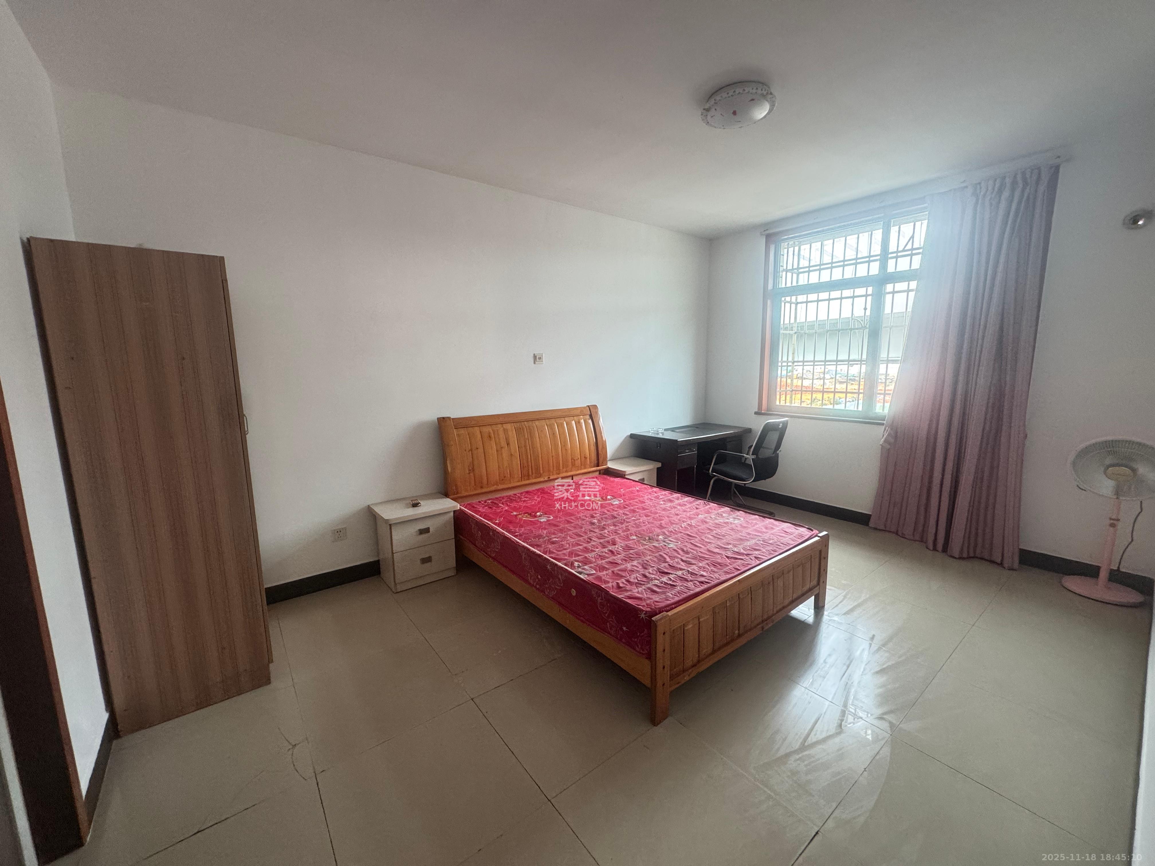 城西安置小区 3室2厅2卫 1500.0元/月 城西安置小区 3室2厅2卫 1500.0元/月室内图