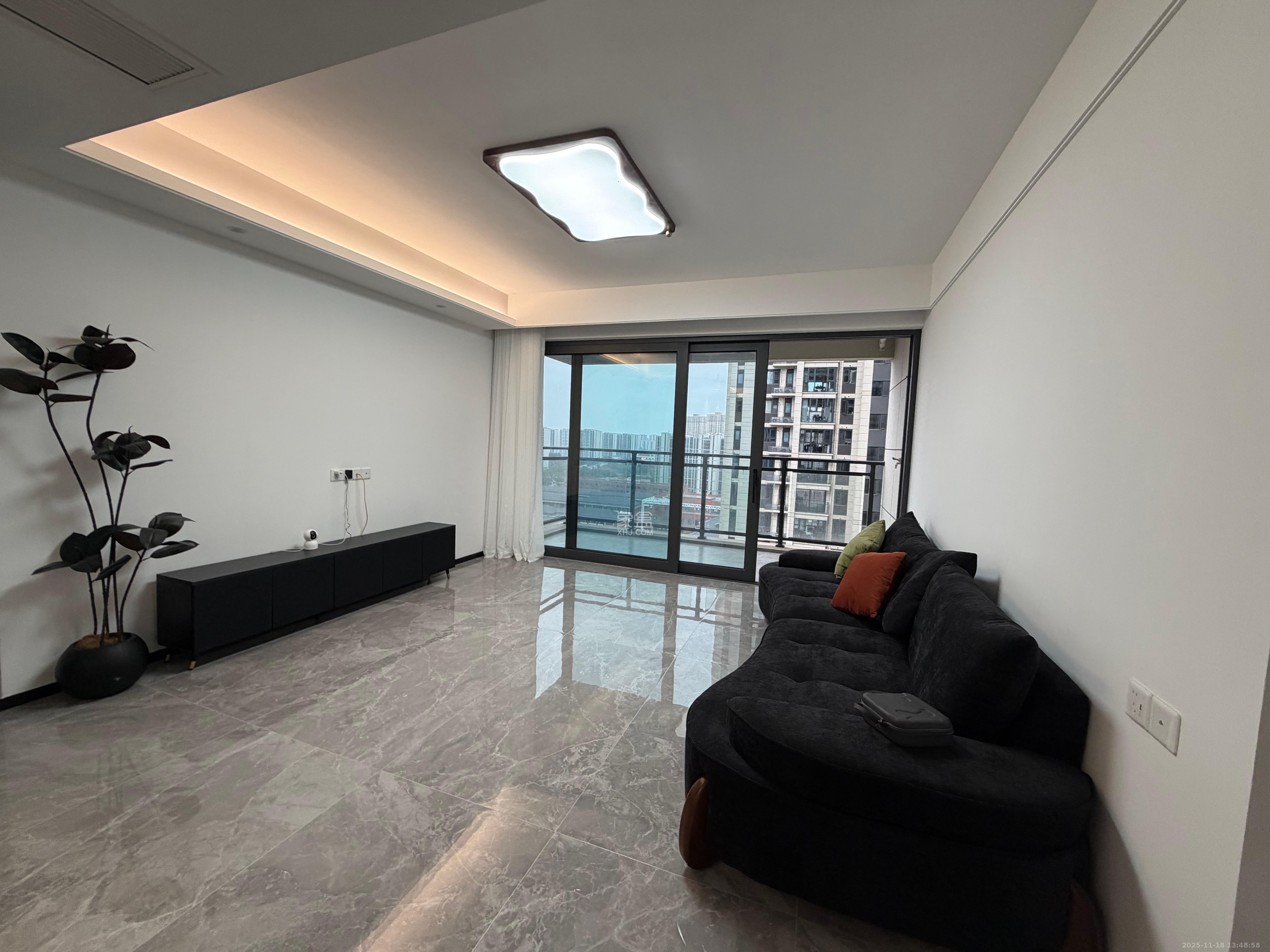 保利天汇 4室2厅2卫 3700.0元/月 保利天汇 4室2厅2卫 3700.0元/月室内图