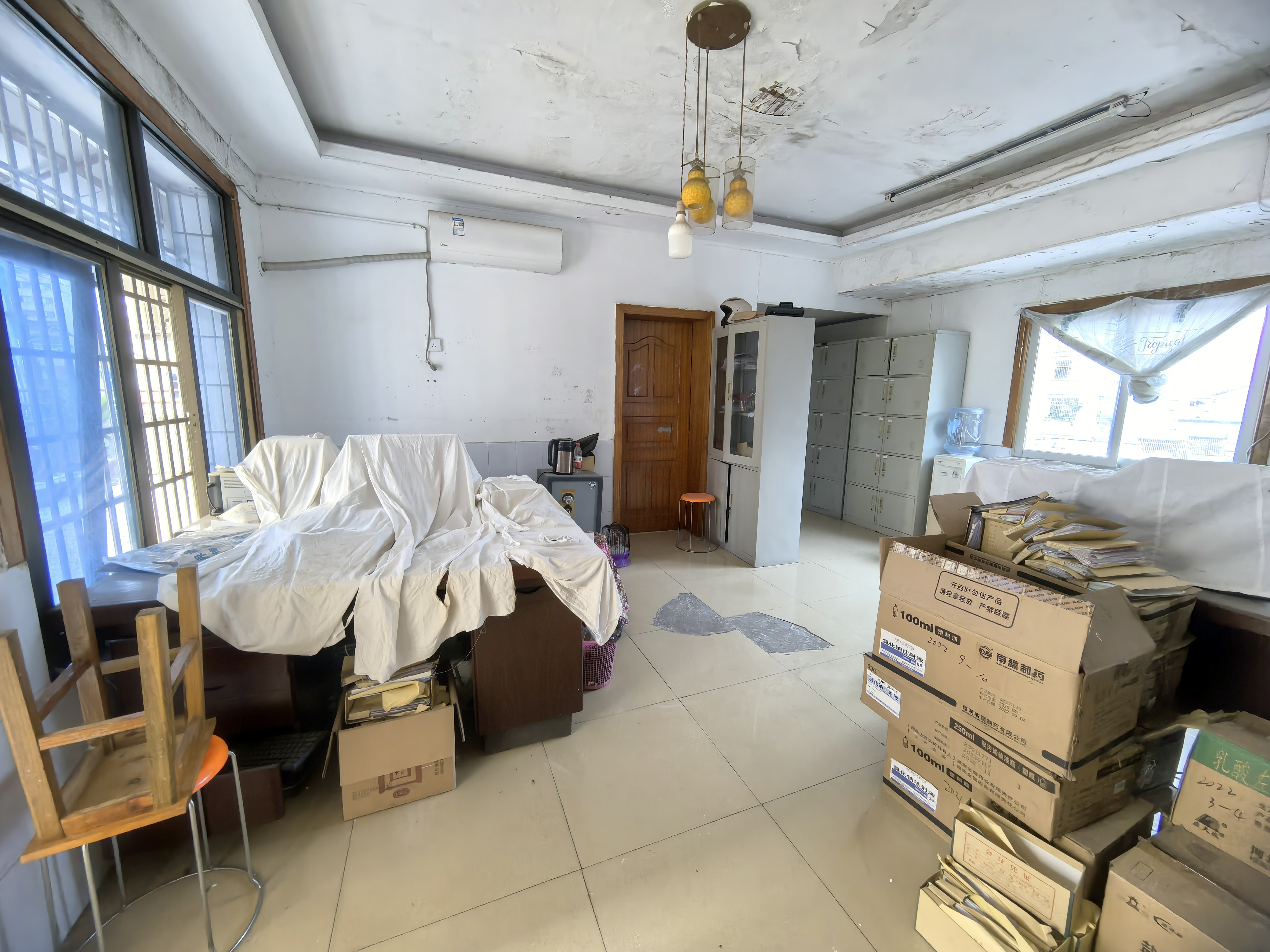 市中心散盘  10室4厅4卫    5000.0元/月室内图