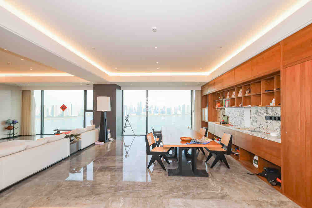 润和滨江湾 5室2厅3卫 60000.0元/月 润和滨江湾 5室2厅3卫 60000.0元/月户型图