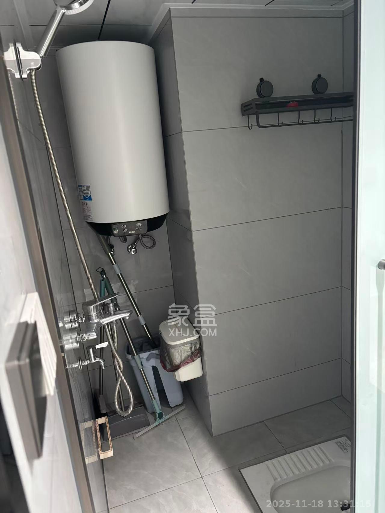 正荣财富中心 1室1厅1卫 1600.0元/月 正荣财富中心 1室1厅1卫 1600.0元/月室内图