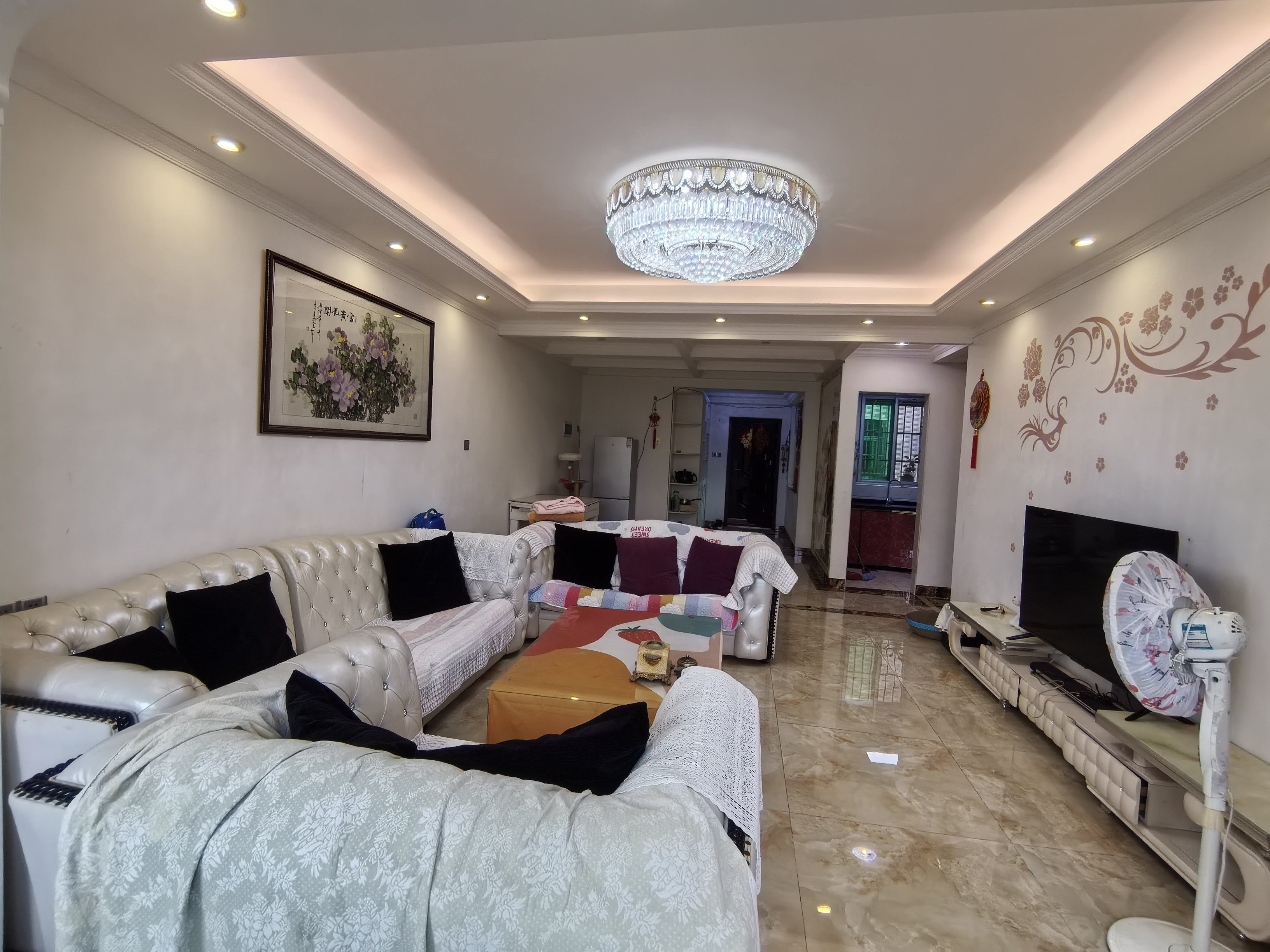 上丹小区 2室2厅1卫 2300.0元/月 上丹小区 2室2厅1卫 2300.0元/月室内图