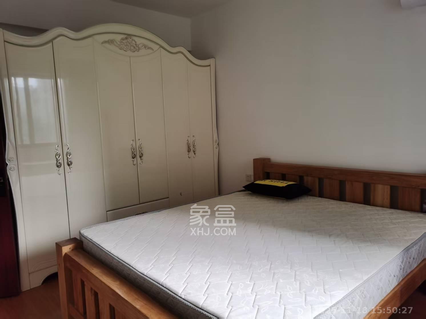 阳光丽城二期  3室2厅1卫    2500.0元/月室内图