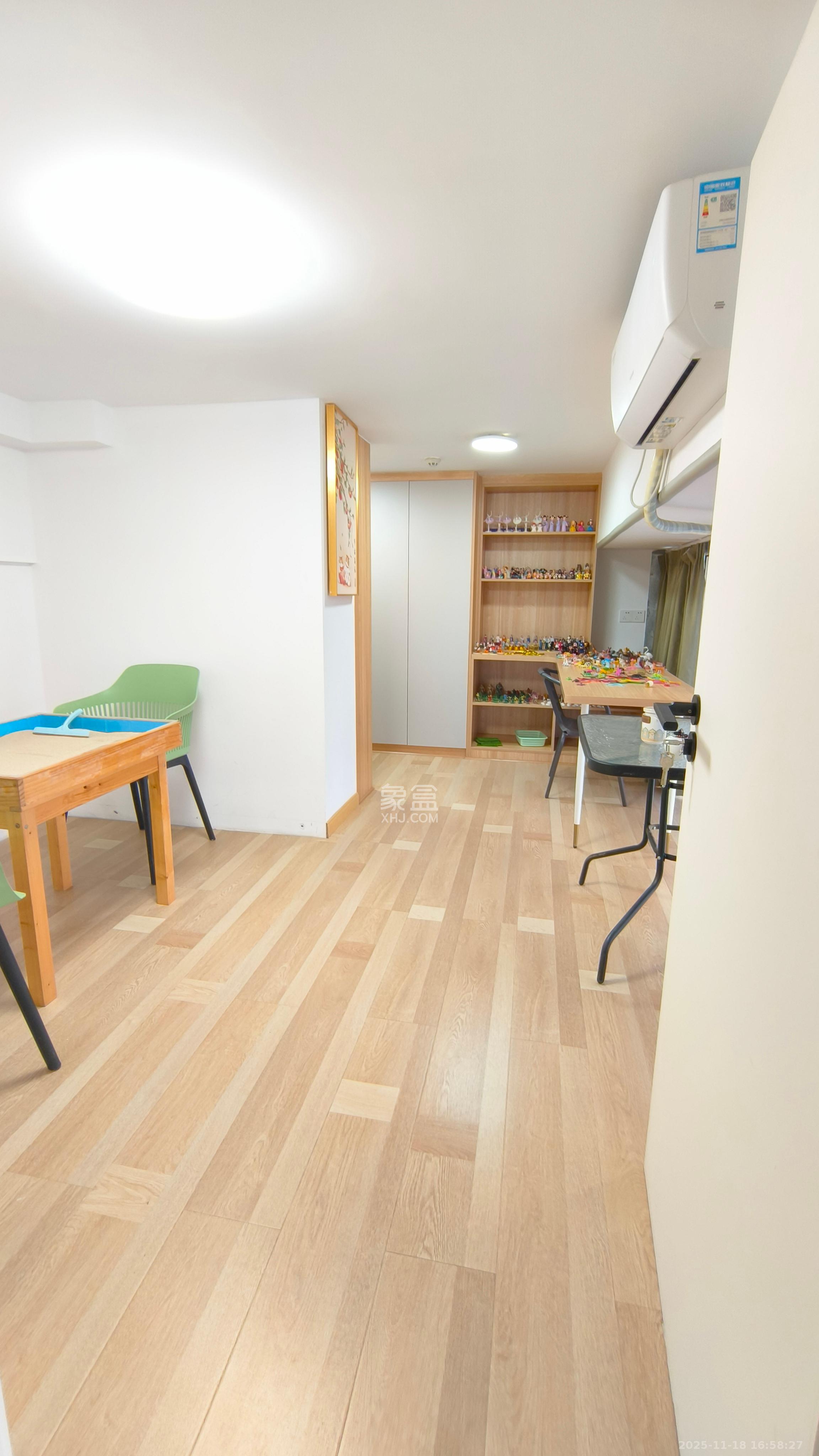 保利天禧EF区  2室1厅1卫    3200.0元/月室内图