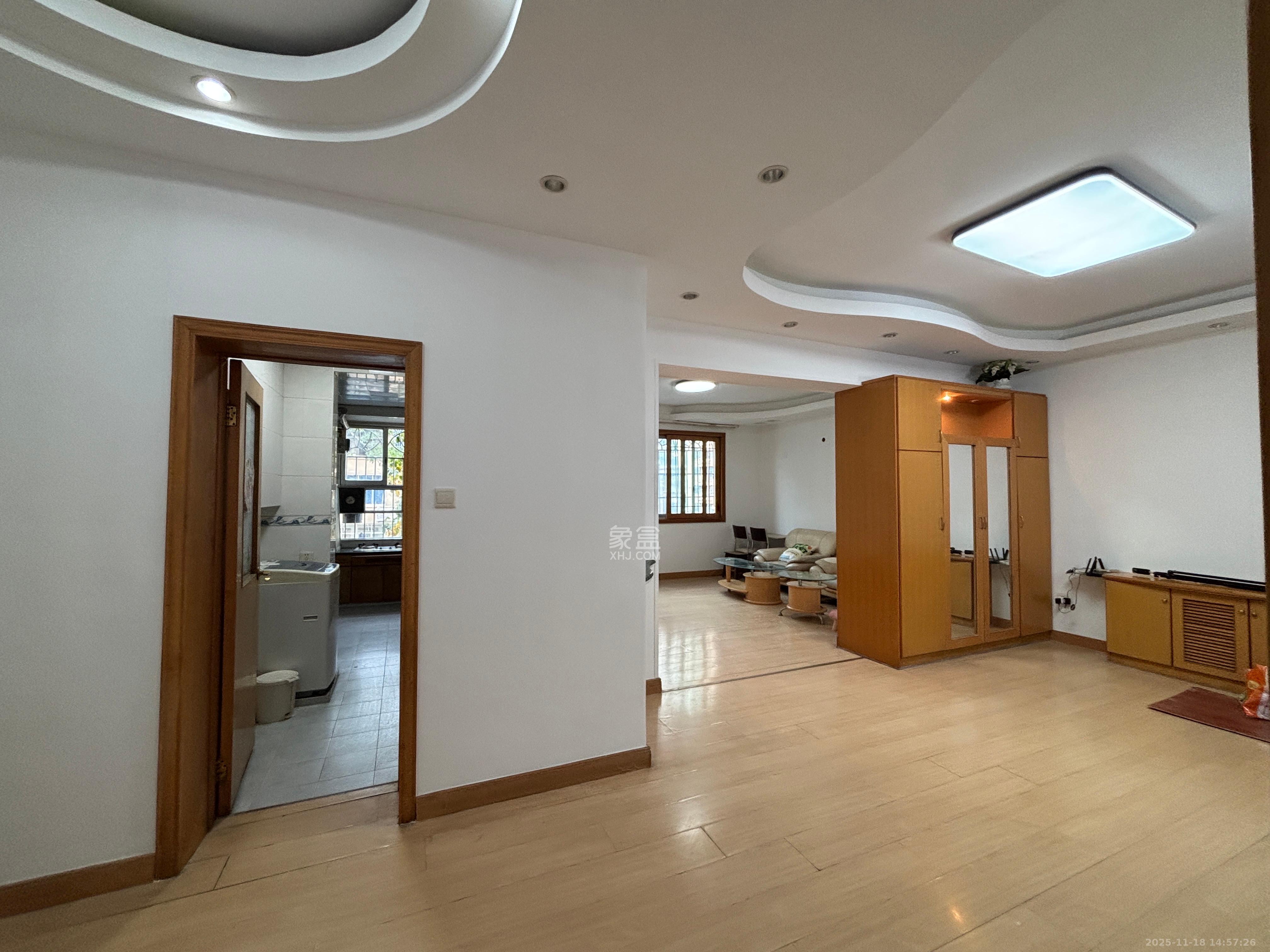 省卫生厅机关大院 3室2厅1卫 2800.0元/月 省卫生厅机关大院 3室2厅1卫 2800.0元/月室内图