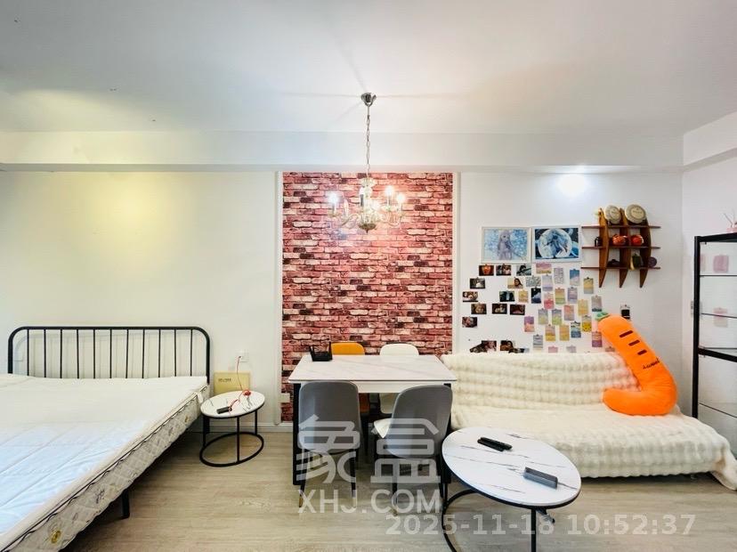 地质家园一、二期(地泰人民公馆) 1室1厅1卫 2000.0元/月 地质家园一、二期(地泰人民公馆) 1室1厅1卫 2000.0元/月室内图