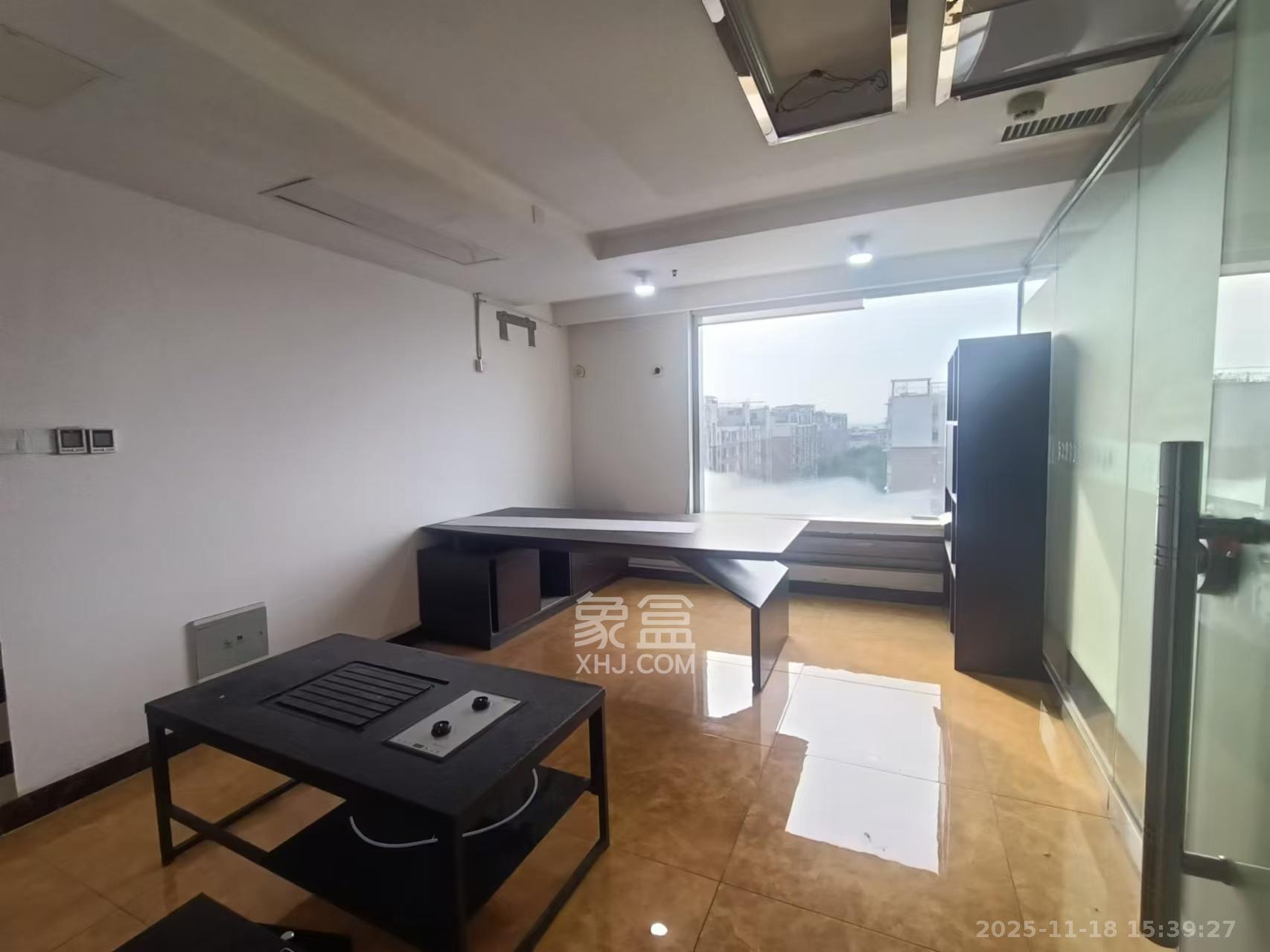 御邦国际广场   100.0㎡      3500.0元/月室内图